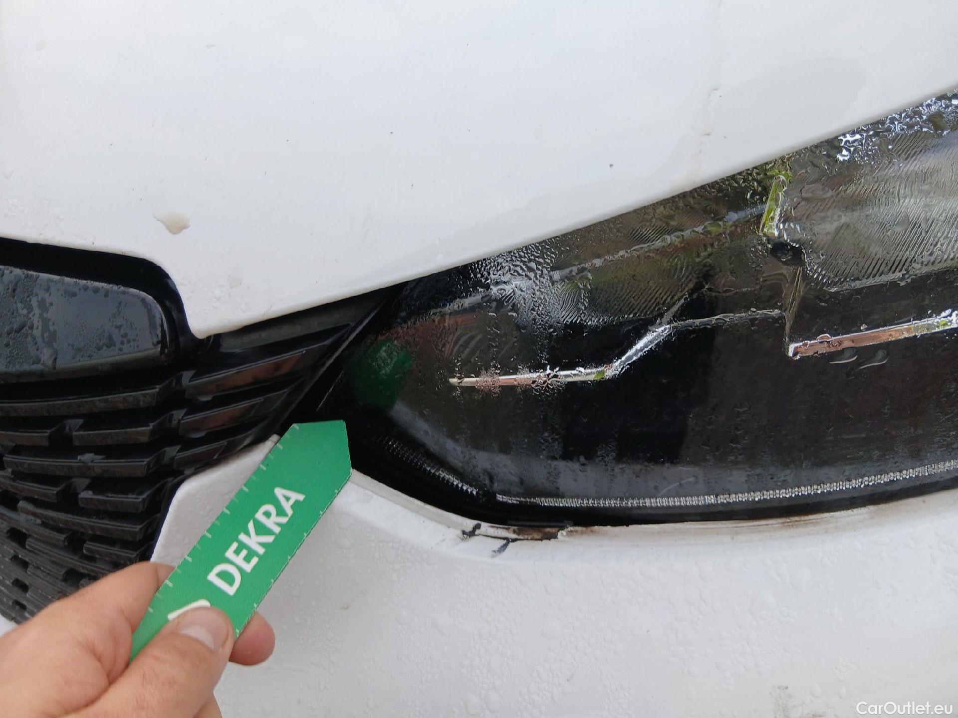  Peugeot  2008 PEUGEOT  / 2019 / 5P / todoterreno Active Puretech 100 S&S BVM6 #6