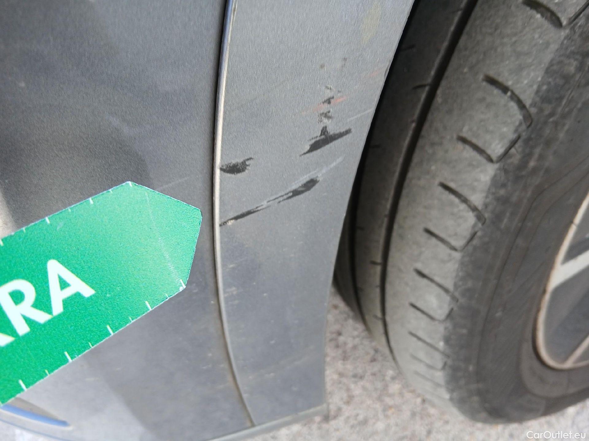  Volvo  XC90 VOLVO  / 2019 / 5P / todoterreno 2.0 B5 D5 AWD Business Plus Auto (CX) #10