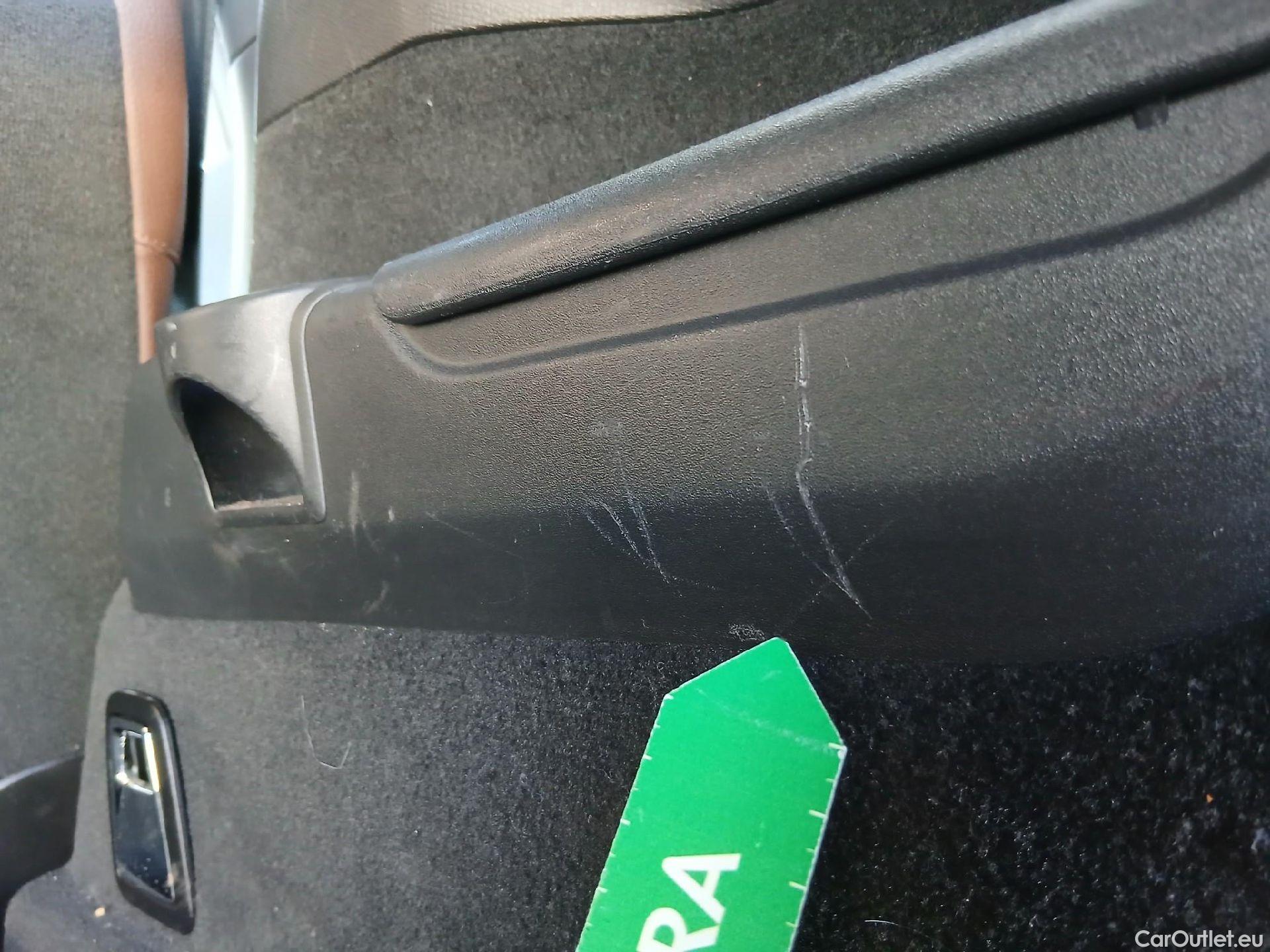  Volvo  XC90 VOLVO  / 2019 / 5P / todoterreno 2.0 B5 D5 AWD Business Plus Auto (CX) #33