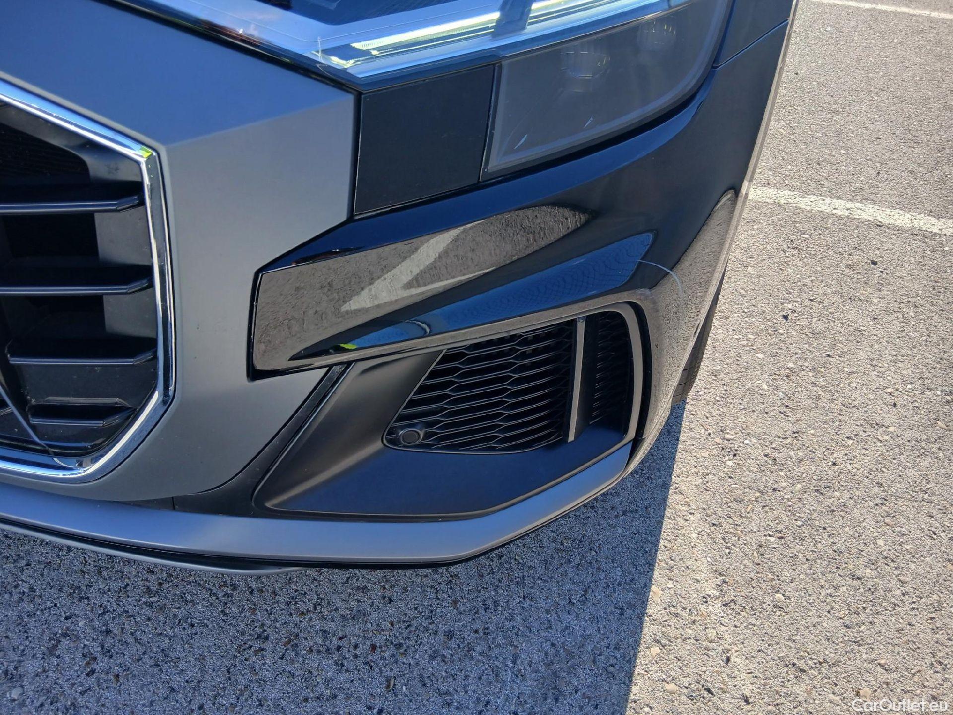  Audi  Q8 AUDI  / 2018 / 5P / todoterreno 55 TFSIe S Line 280kW quattro tiptronic #10