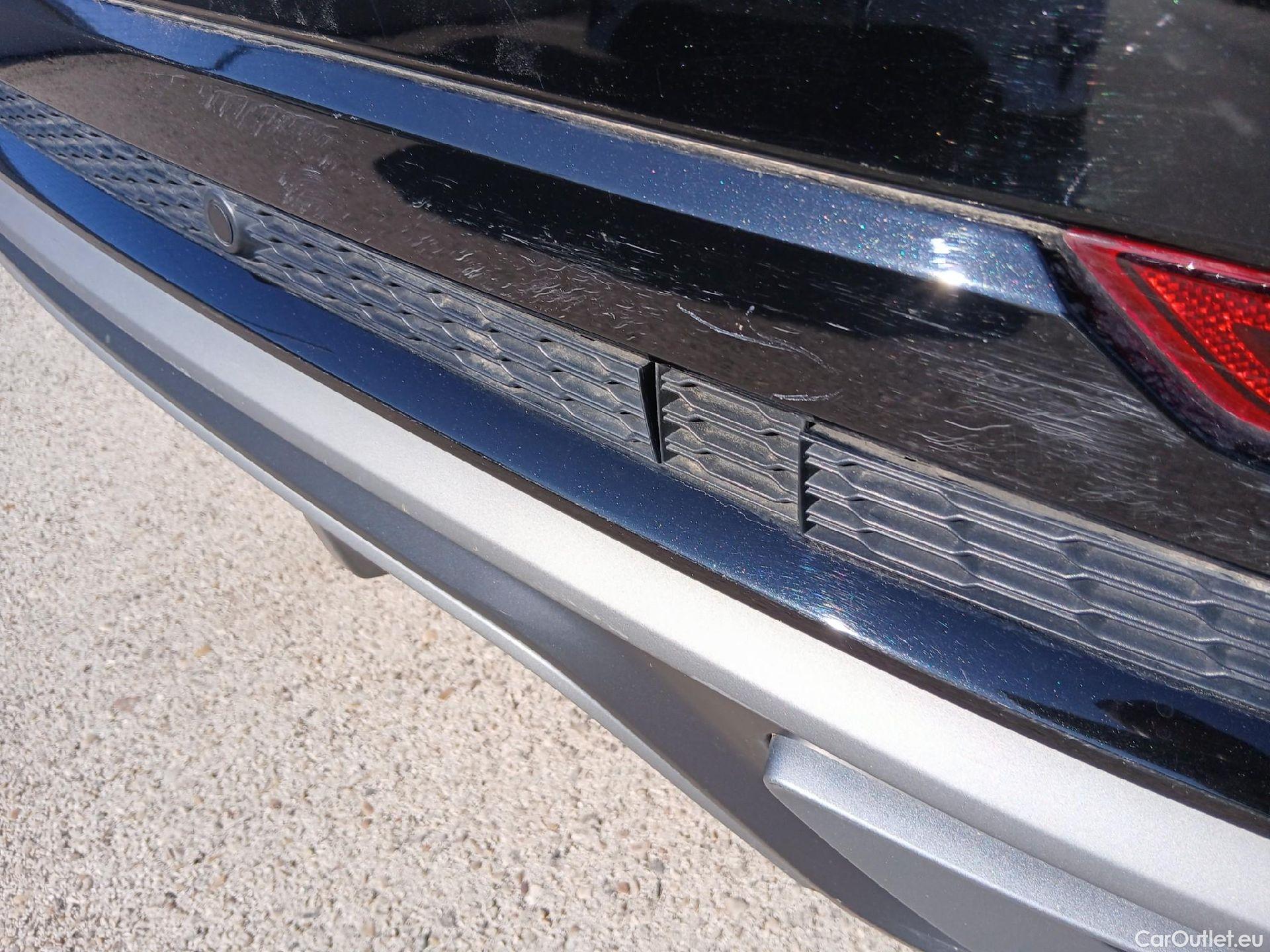  Audi  Q8 AUDI  / 2018 / 5P / todoterreno 55 TFSIe S Line 280kW quattro tiptronic #45