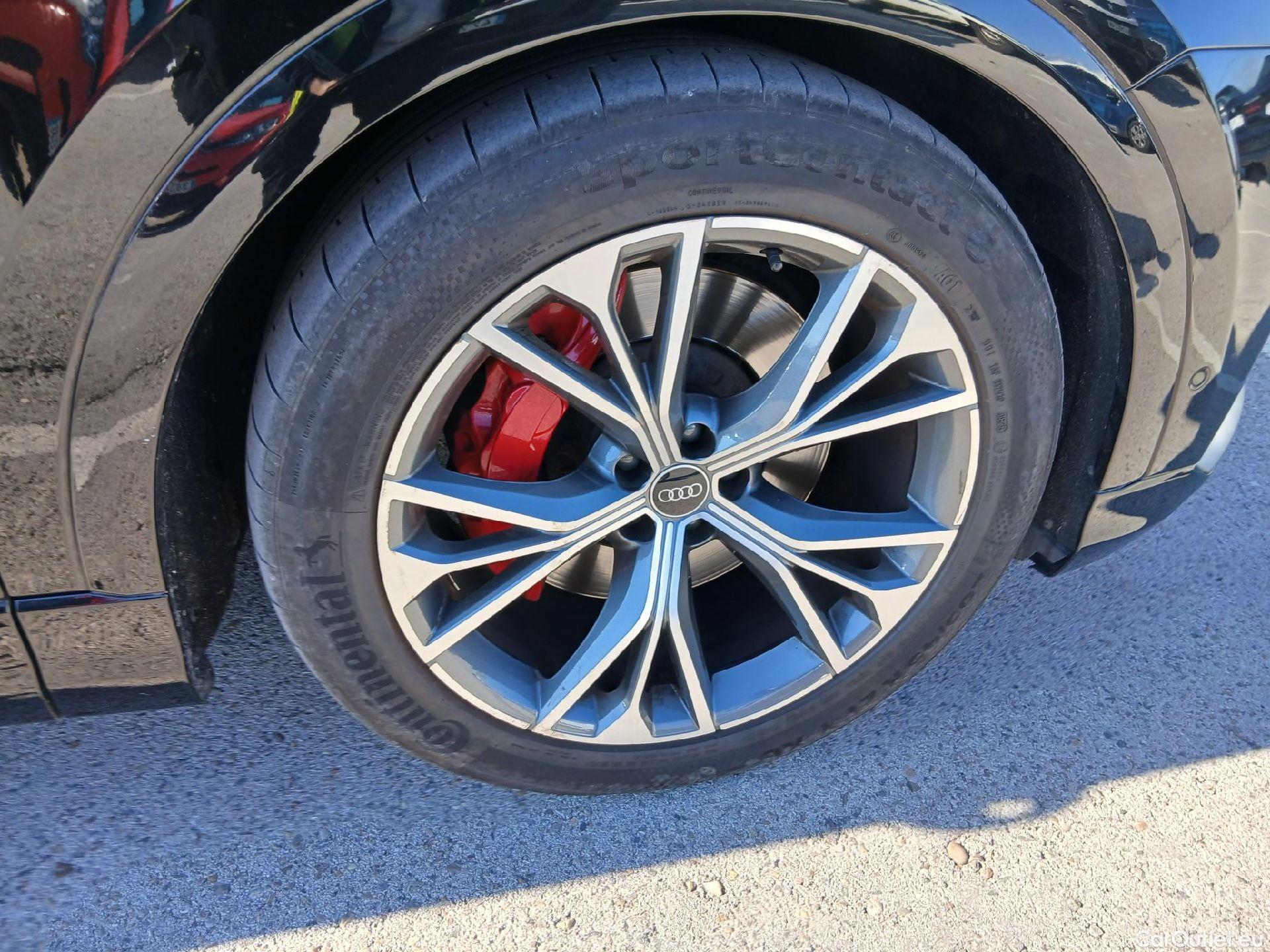  Audi  Q8 AUDI  / 2018 / 5P / todoterreno 55 TFSIe S Line 280kW quattro tiptronic #57