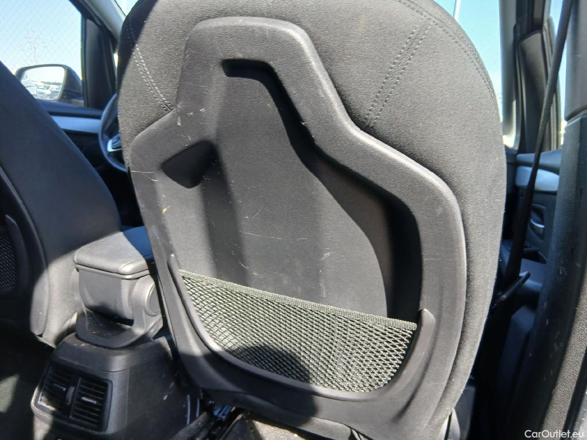  Bmw  Serie 2 BMW  Gran Tourer/2018/5P/monovolumen compacto 218d Business #46