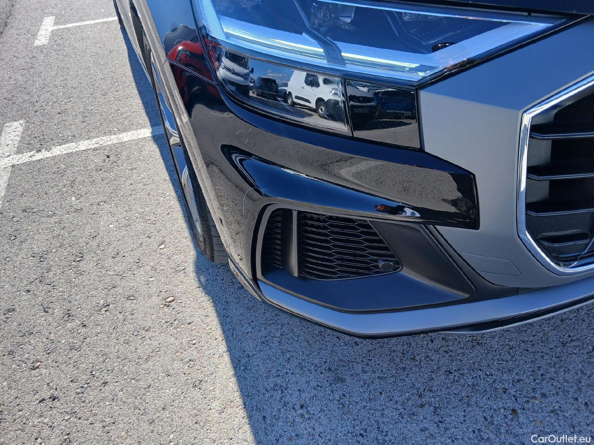  Audi  Q8 AUDI  / 2018 / 5P / todoterreno 55 TFSIe S Line 280kW quattro tiptronic #6