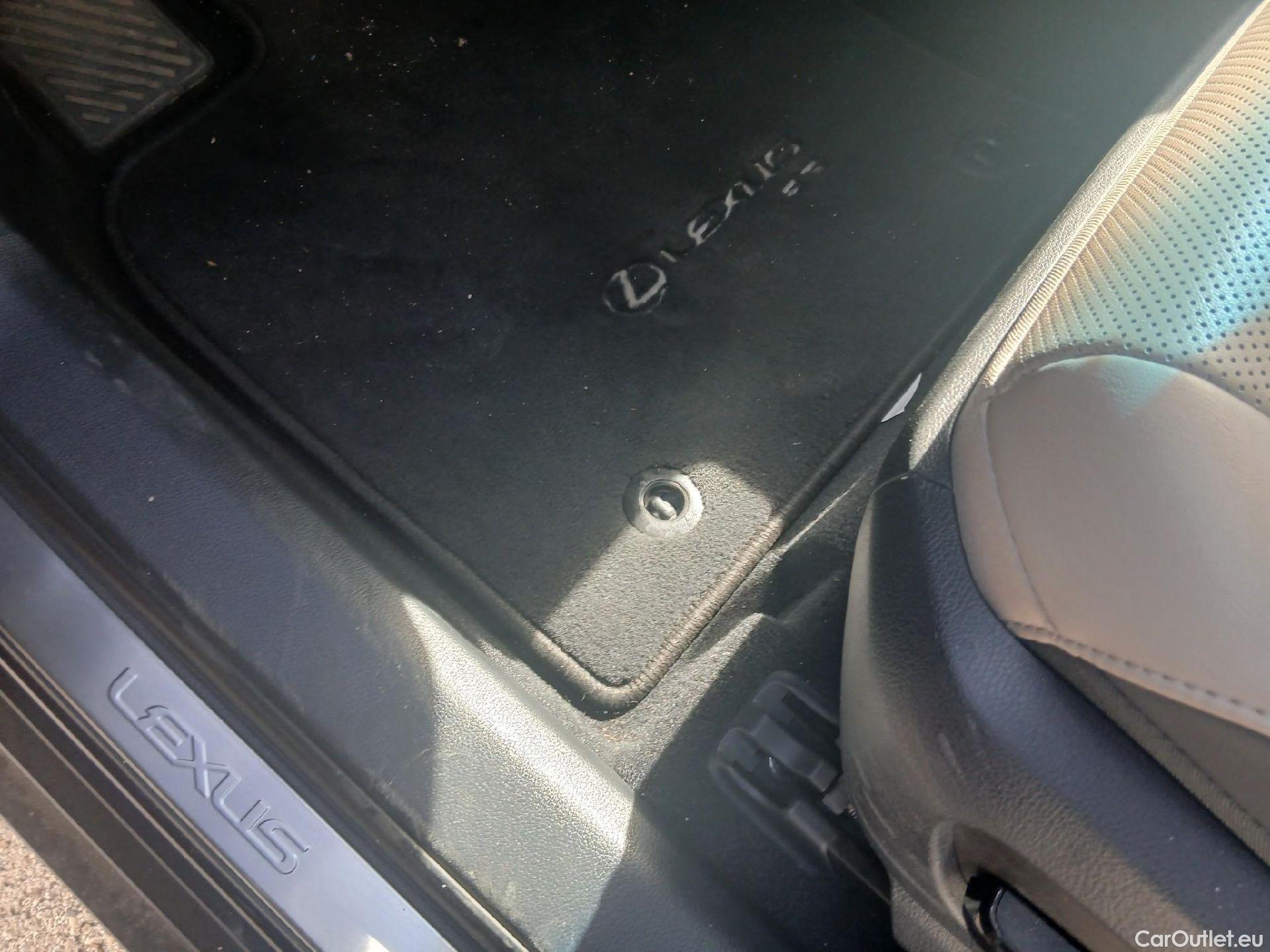  Lexus  ES LEXUS  / 2018 / 4P / sedán 2.5 300h Busins #2