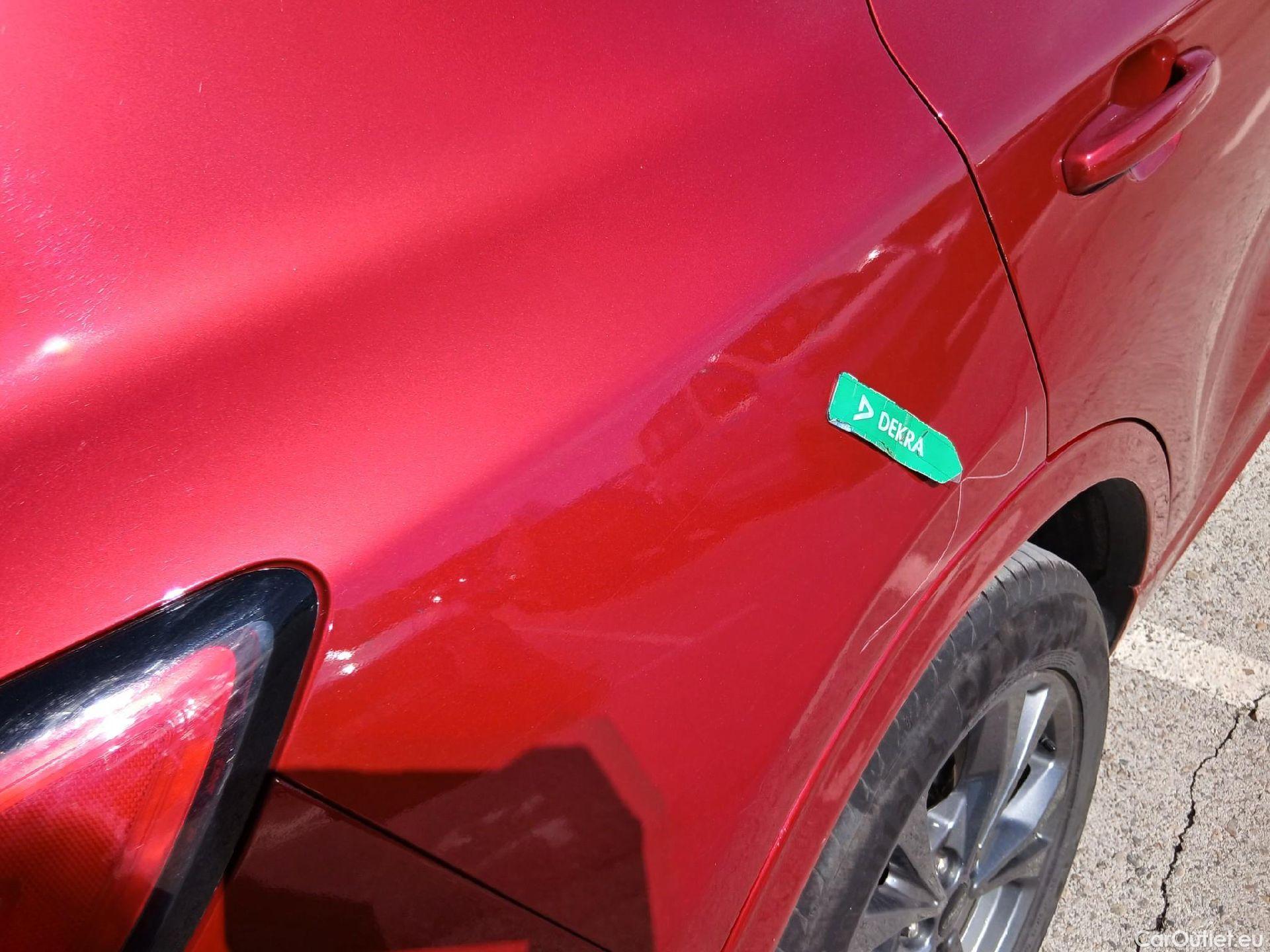  Ford  Kuga FORD  / 2019 / 5P / todoterreno ST-Line X 2.5 Duratec FHEV Auto #47