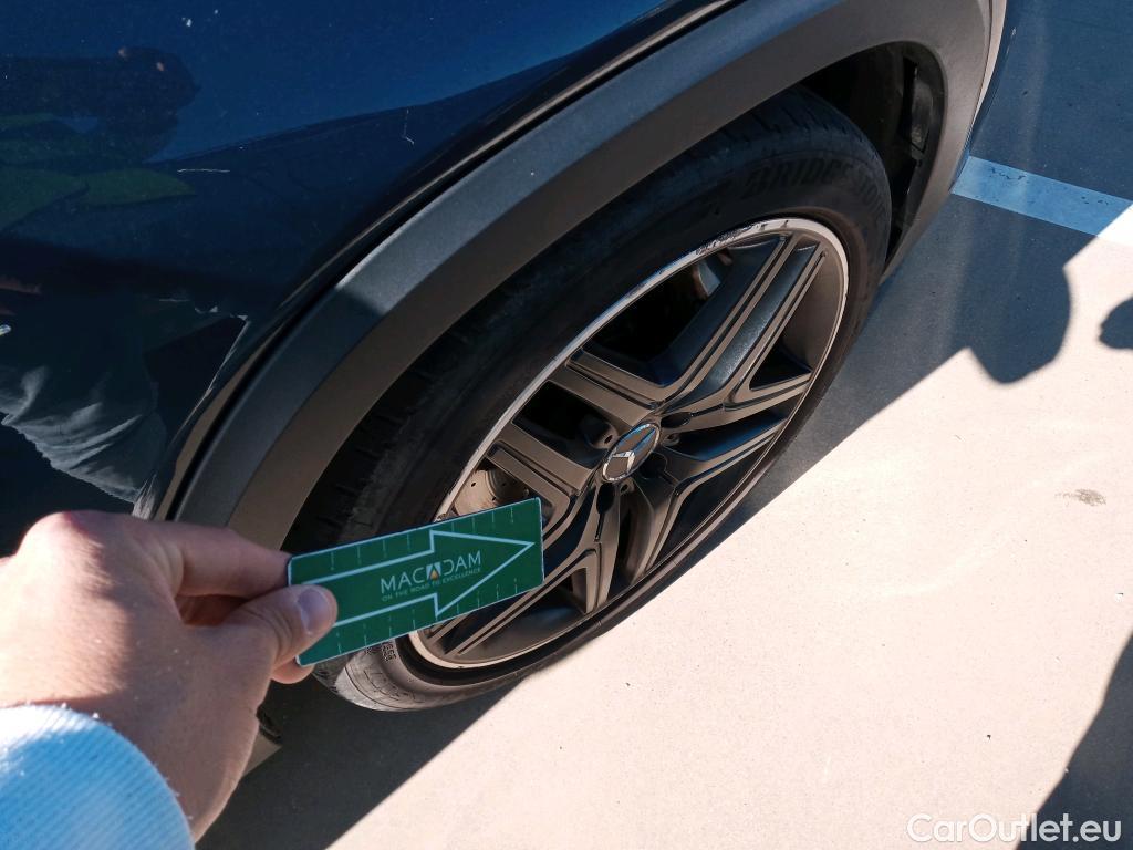  Mercedes  GLB MERCEDES-BENZ  / 2019 / 5P / todoterreno 2.0  35 4MATIC+ DCT 225KW (306CV) #4