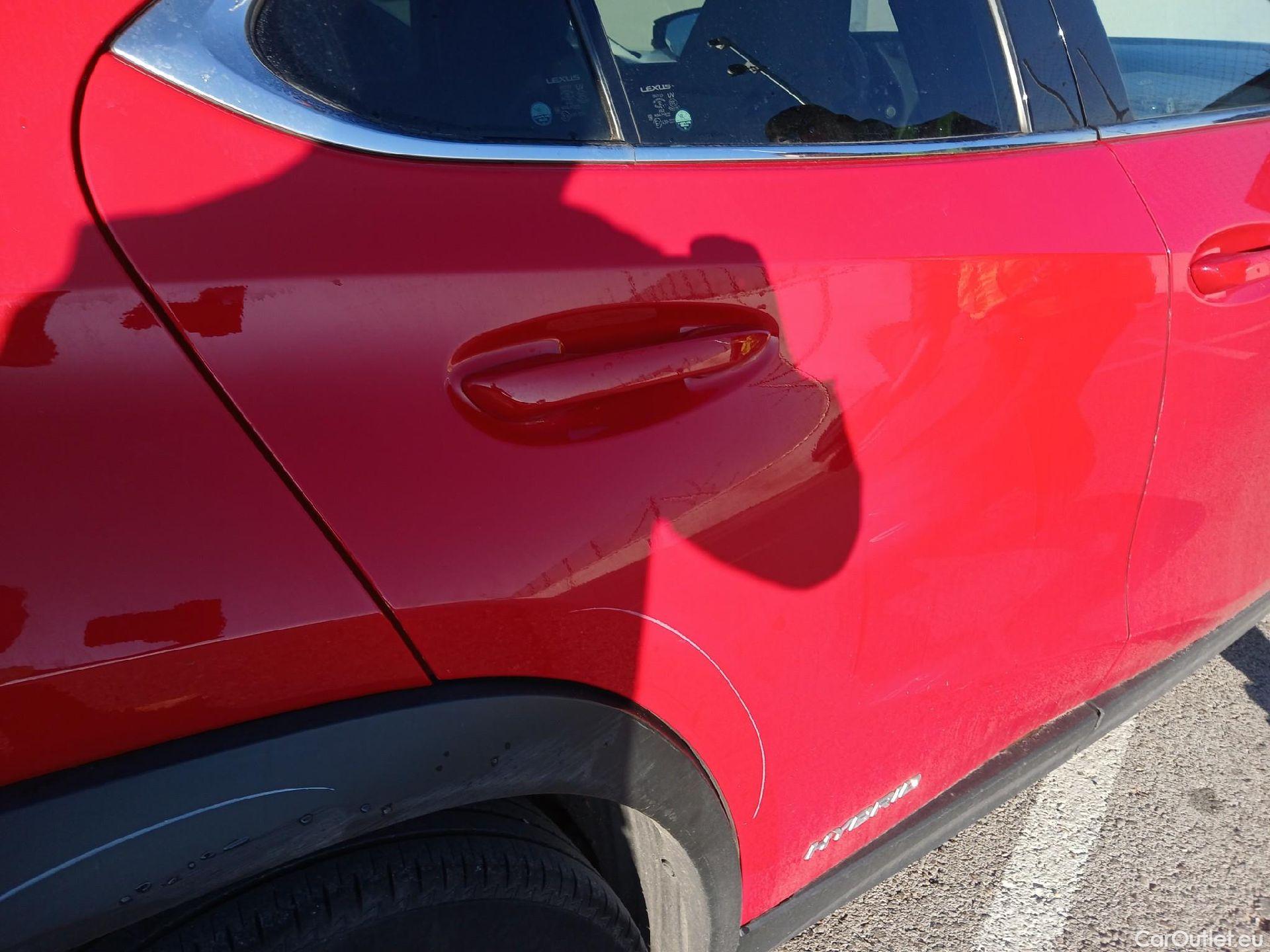  Lexus  UX LEXUS  / 2018 / 5P / todoterreno 2.0 250h Business #36