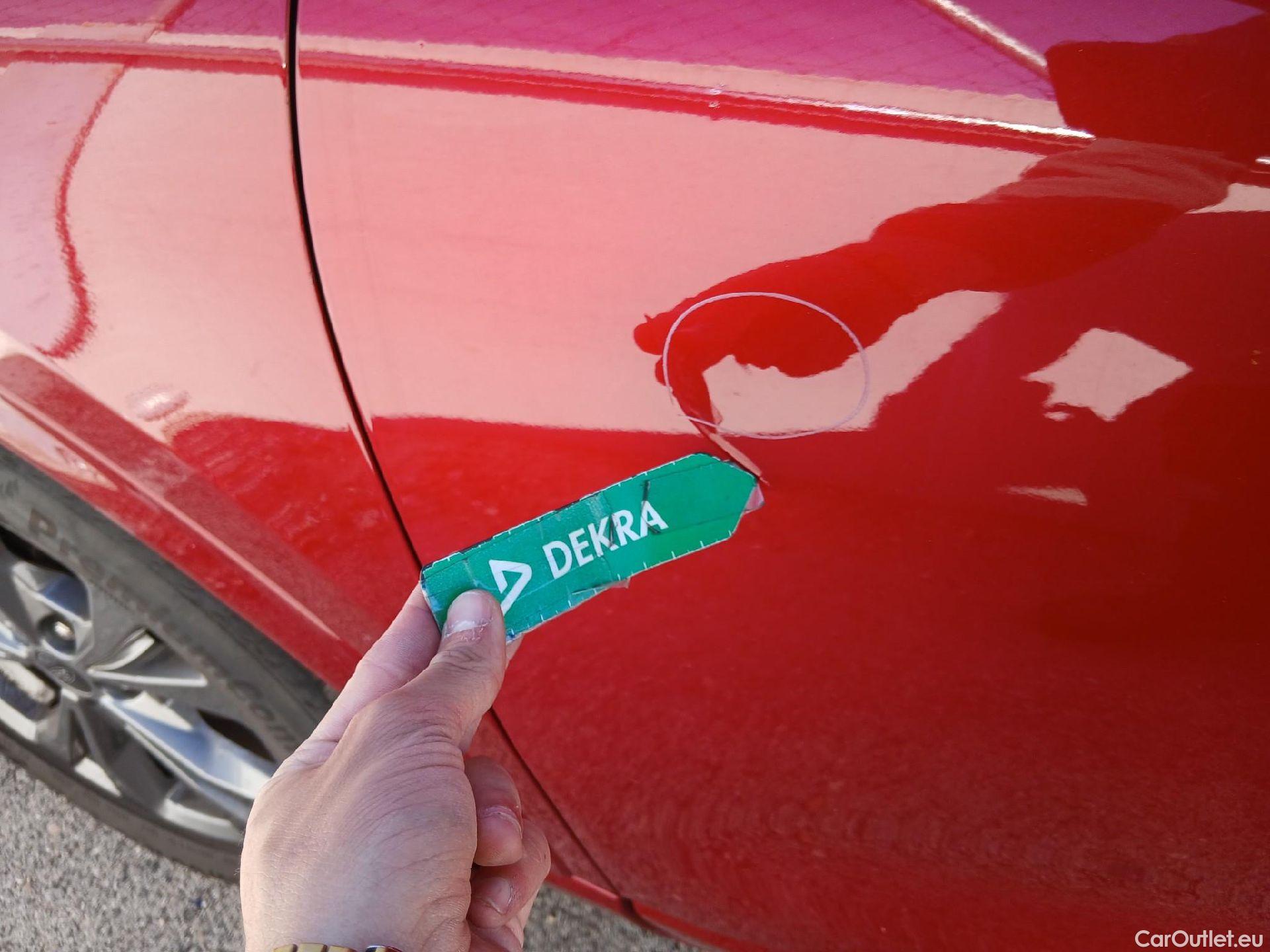  Ford  Kuga FORD  / 2019 / 5P / todoterreno ST-Line X 2.5 Duratec FHEV Auto #19