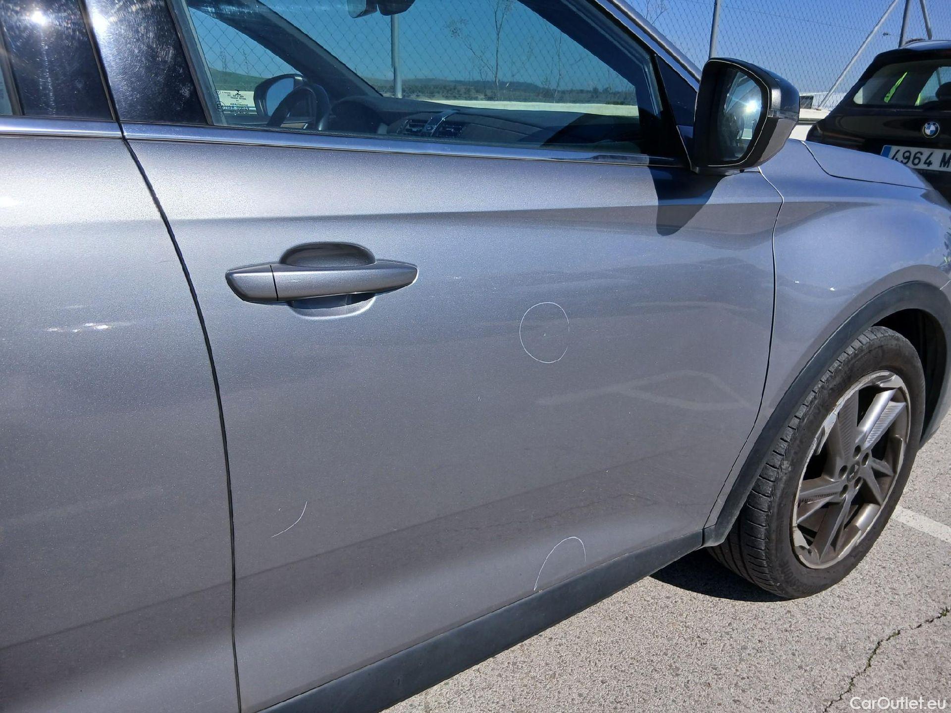  DS  DS7 DS DS 7 Crossback / 2017 / 5P / todoterreno BlueHDi DE 96kW (130CV) Auto.BE CHIC (AC) #40