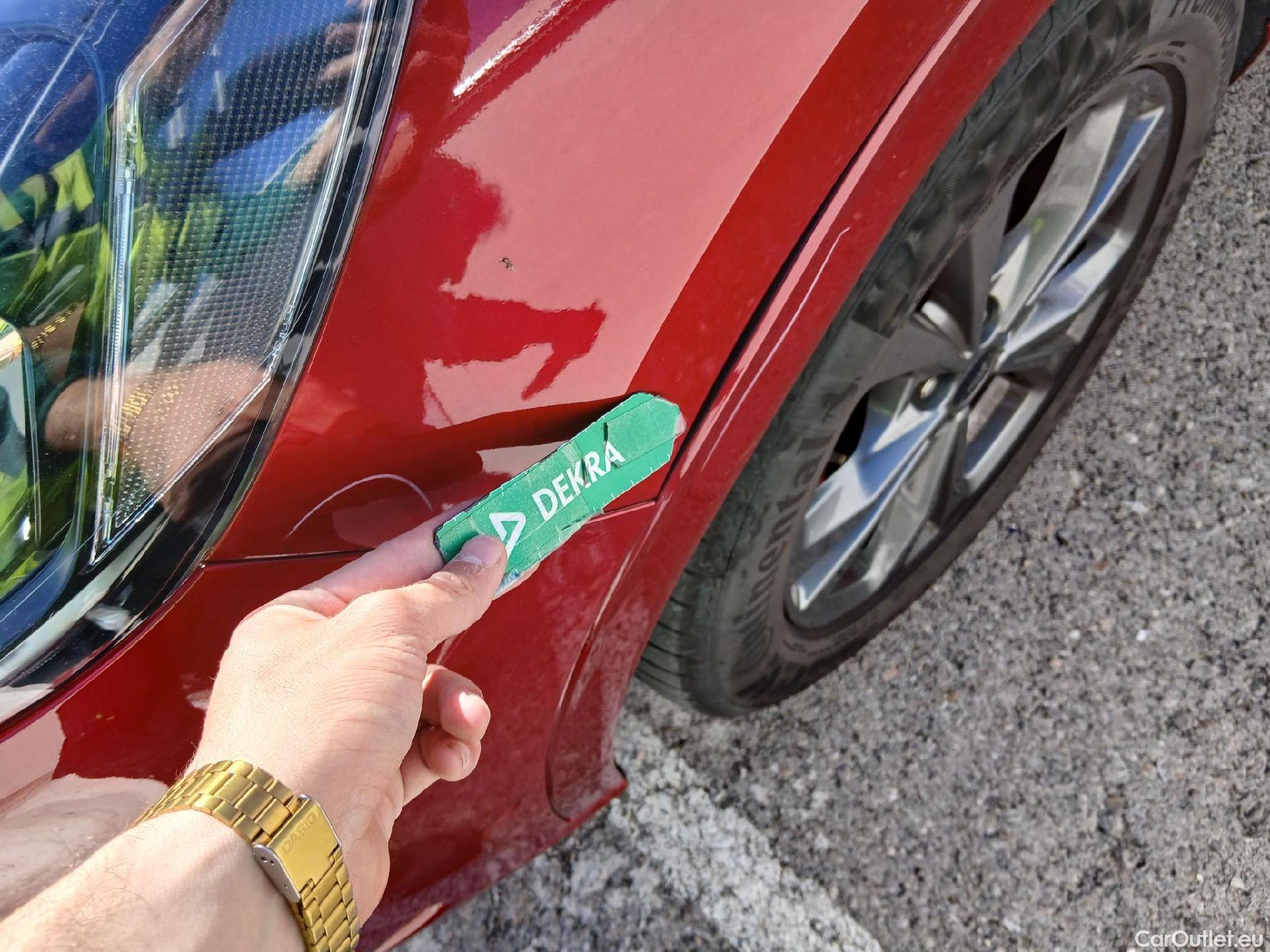  Ford  Kuga FORD  / 2019 / 5P / todoterreno ST-Line X 2.5 Duratec FHEV Auto #15