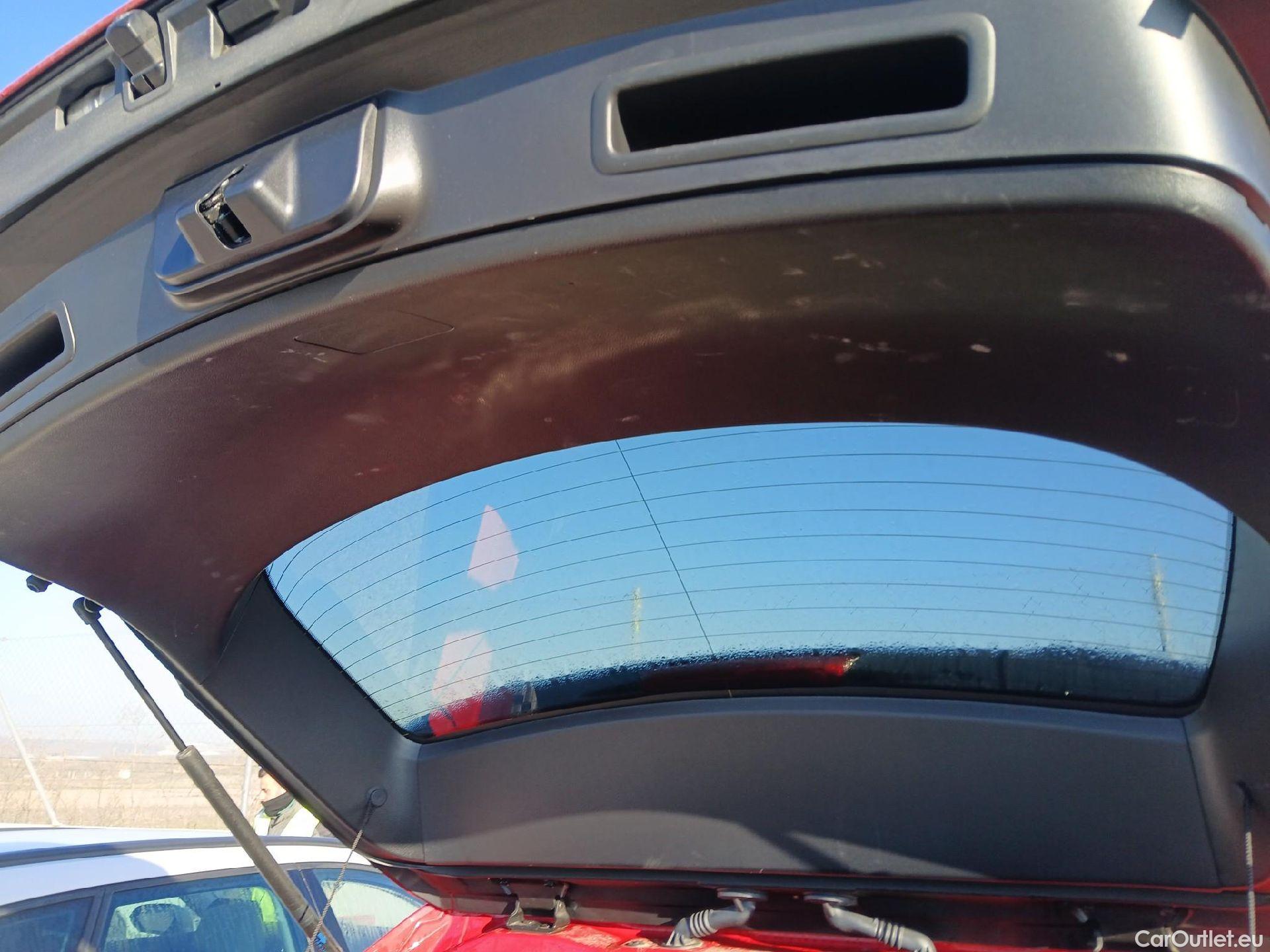  Lexus  UX LEXUS  / 2018 / 5P / todoterreno 2.0 250h Business #4