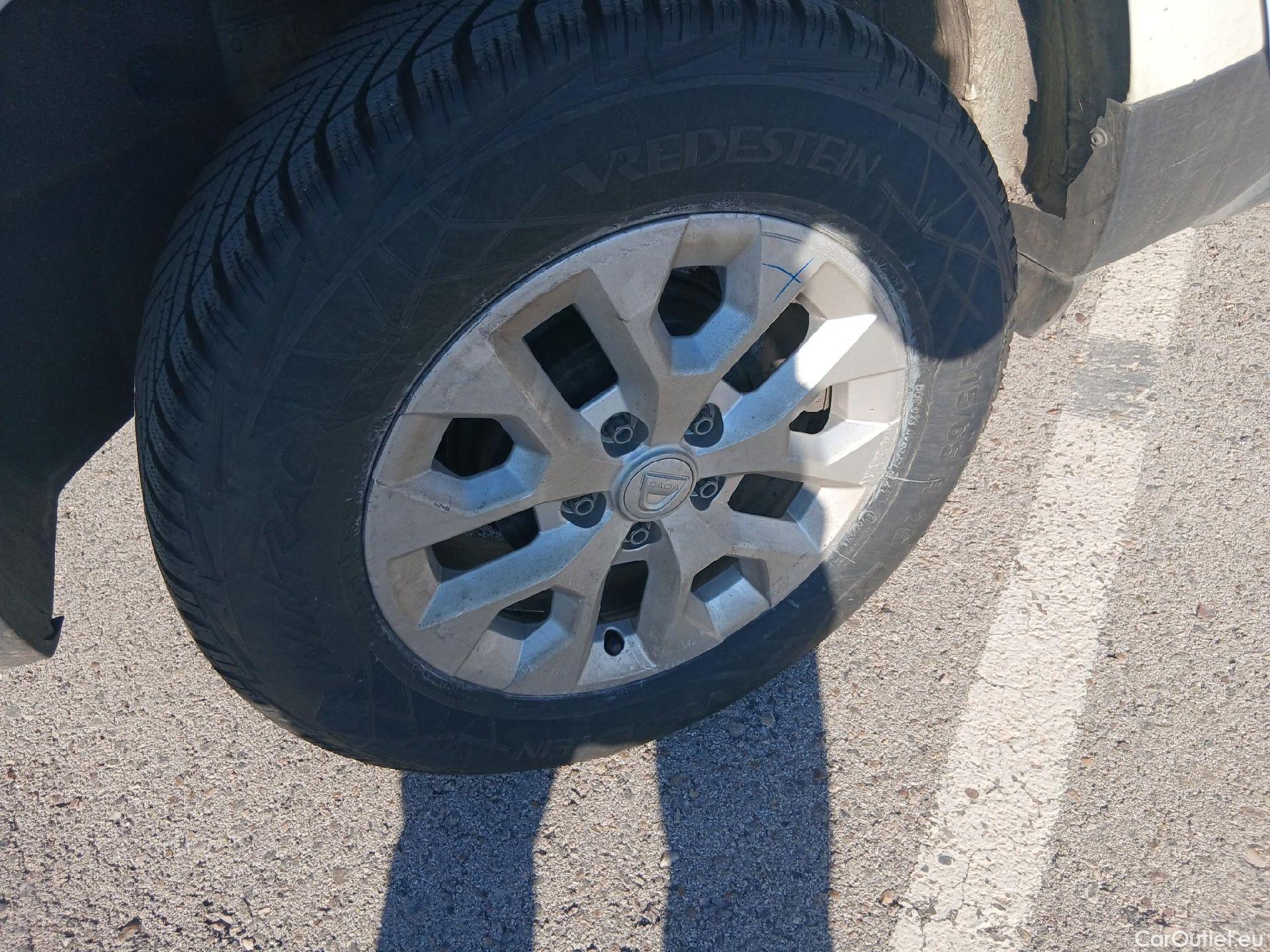  Dacia  Duster DACIA  / 2018 / 5P / todoterreno Comfort Blue dCi 85kW (115CV) 4X4 #12