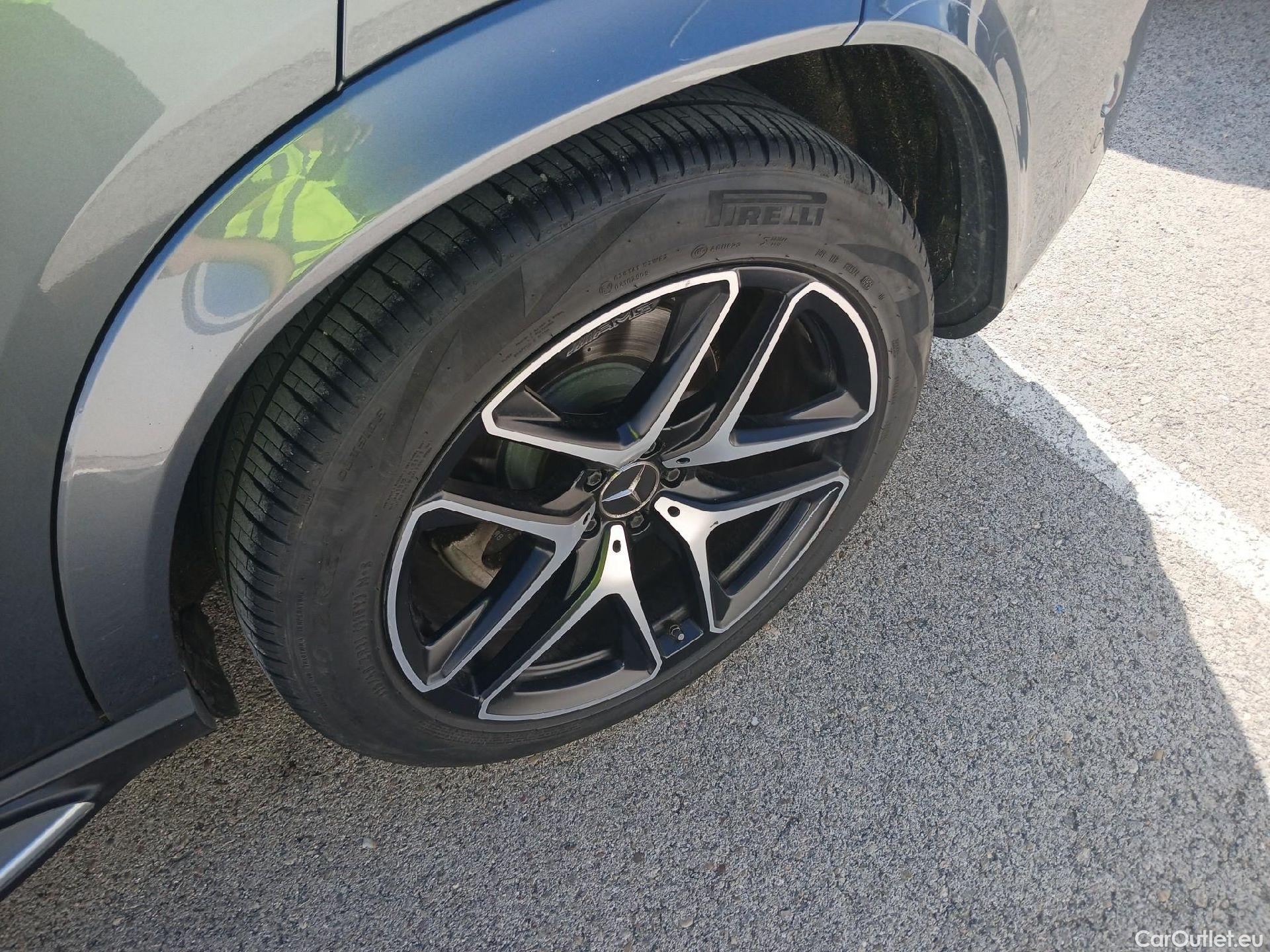  Mercedes  G-Klasee MERCEDES-BENZ GLE / 2018 / 5P / todoterreno AMG GLE 53 4MATIC+ #27