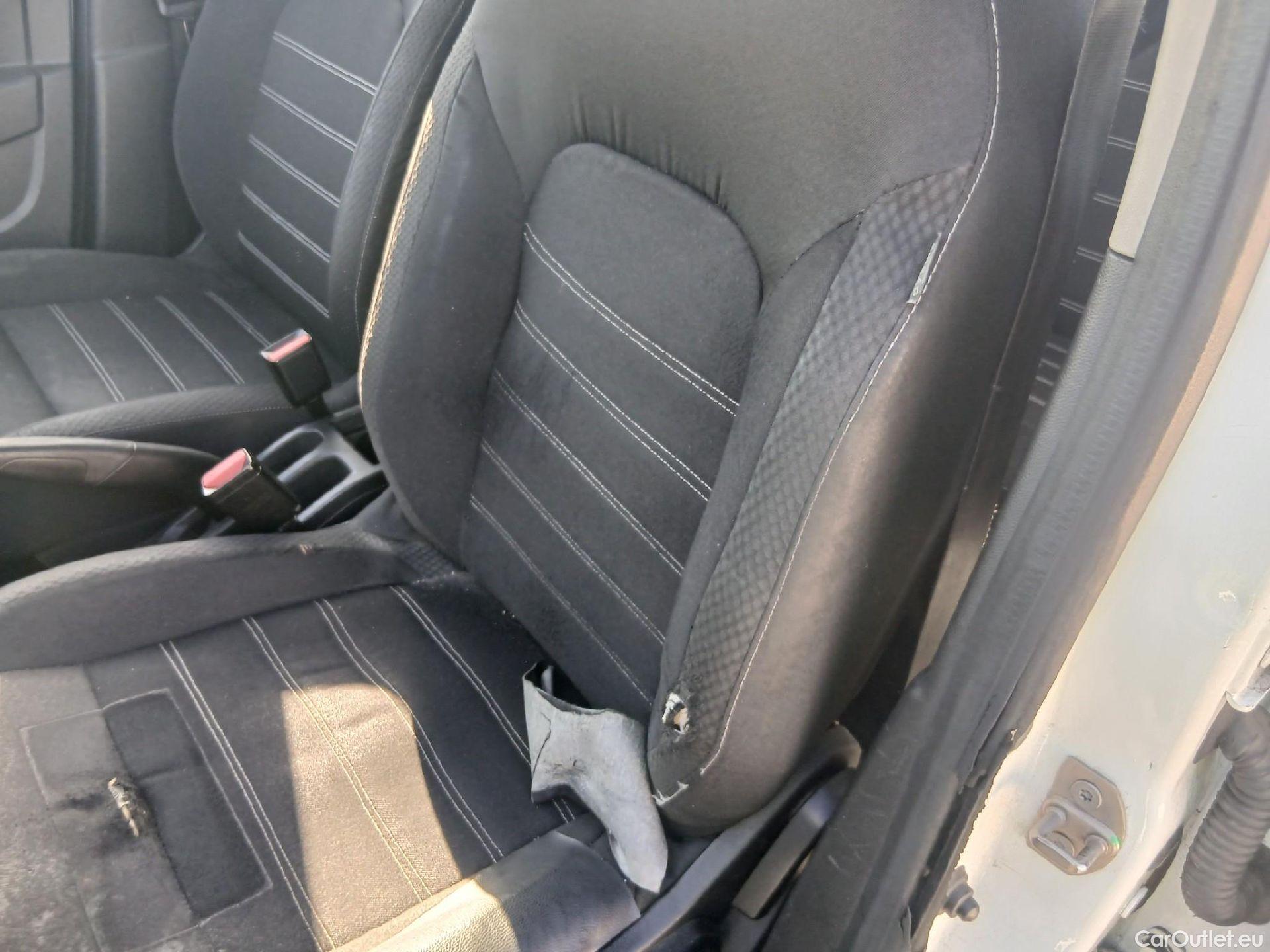  Dacia  Duster DACIA  / 2018 / 5P / todoterreno Comfort Blue dCi 85kW (115CV) 4X4 #8