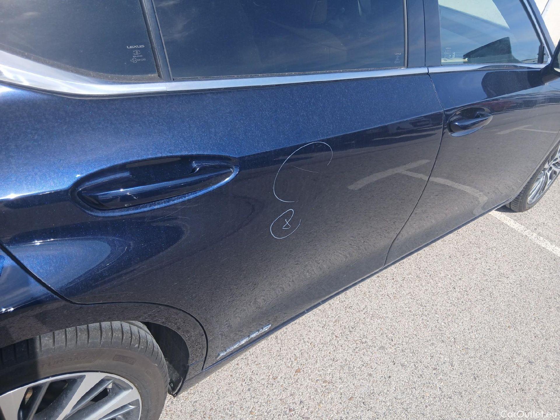  Lexus  ES LEXUS  / 2018 / 4P / sedán 2.5 300h Busins #17