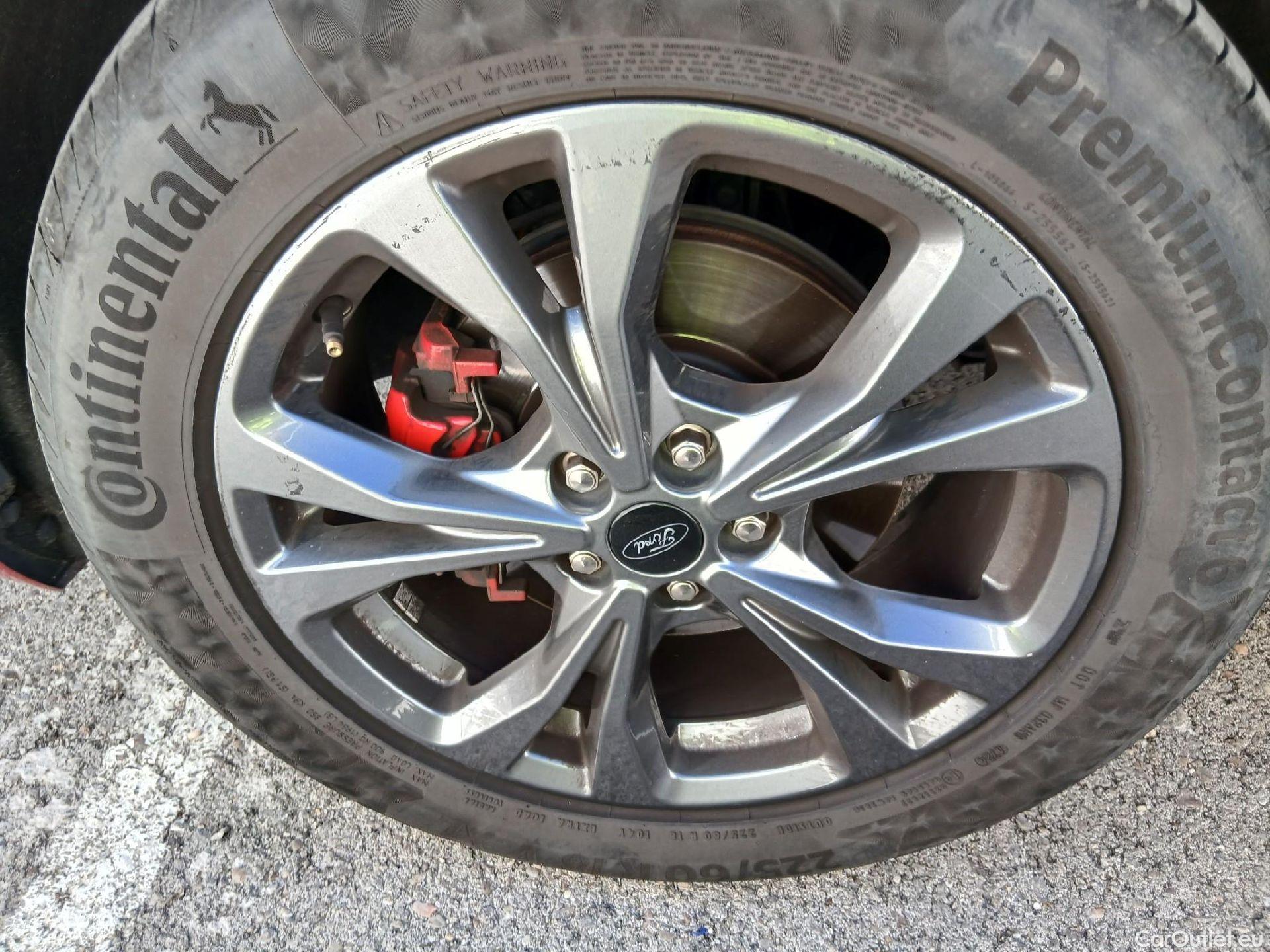  Ford  Kuga FORD  / 2019 / 5P / todoterreno ST-Line X 2.5 Duratec FHEV Auto #27