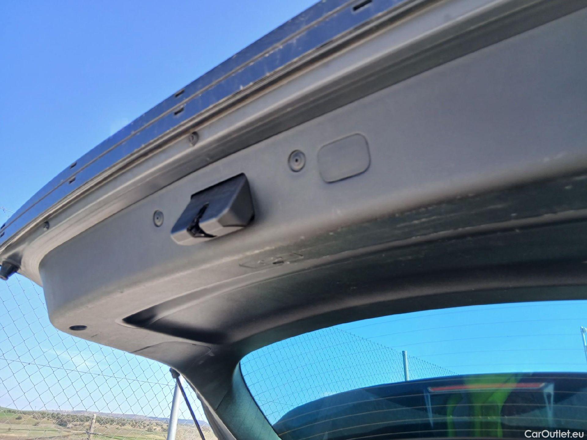  KIA  Sportage KIA  / 2018 / 5P / todoterreno 1.6 MHEV Drive Plus 100kW (136CV) 4x2 #6