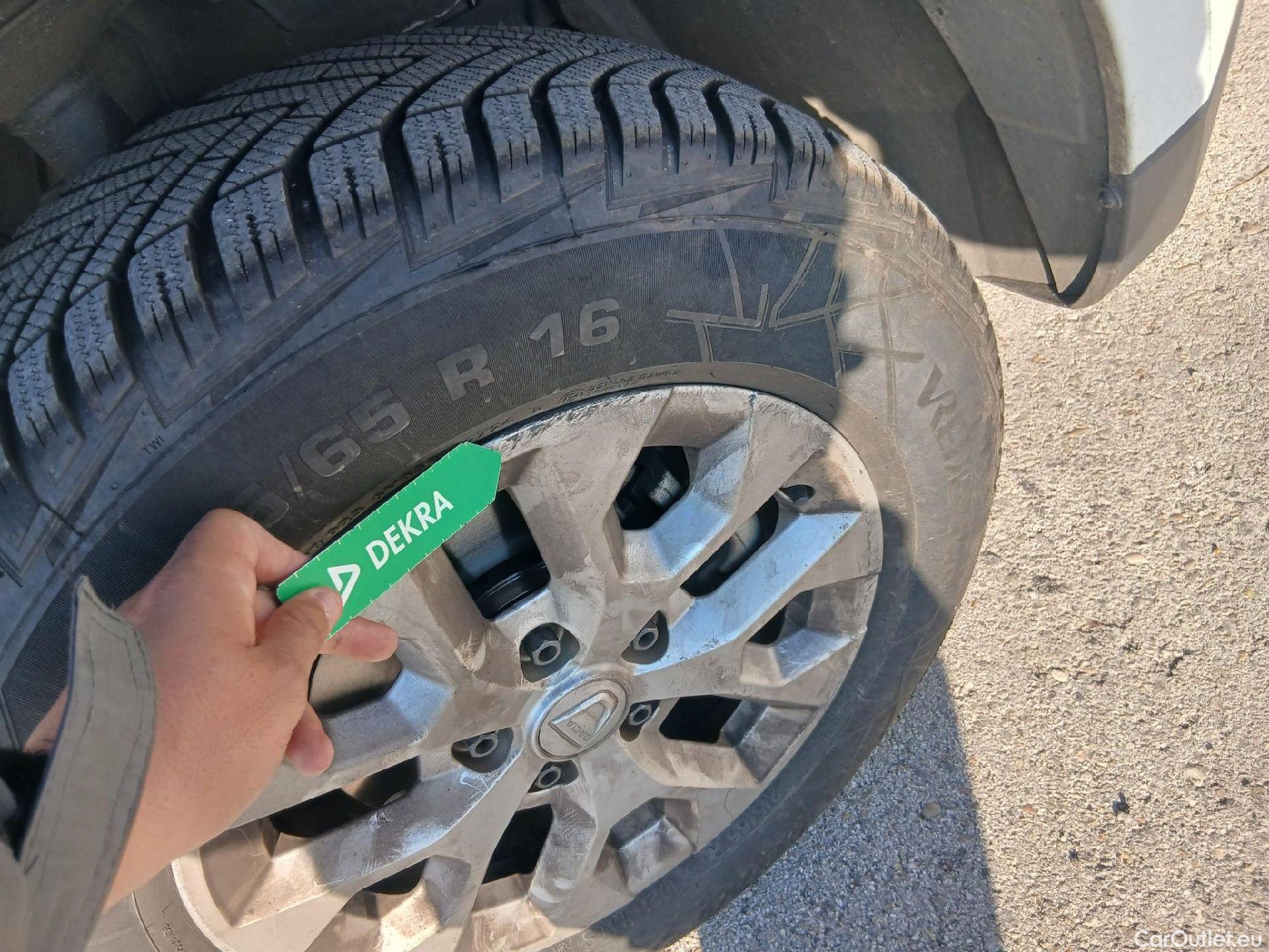  Dacia  Duster DACIA  / 2018 / 5P / todoterreno Comfort Blue dCi 85kW (115CV) 4X4 #13