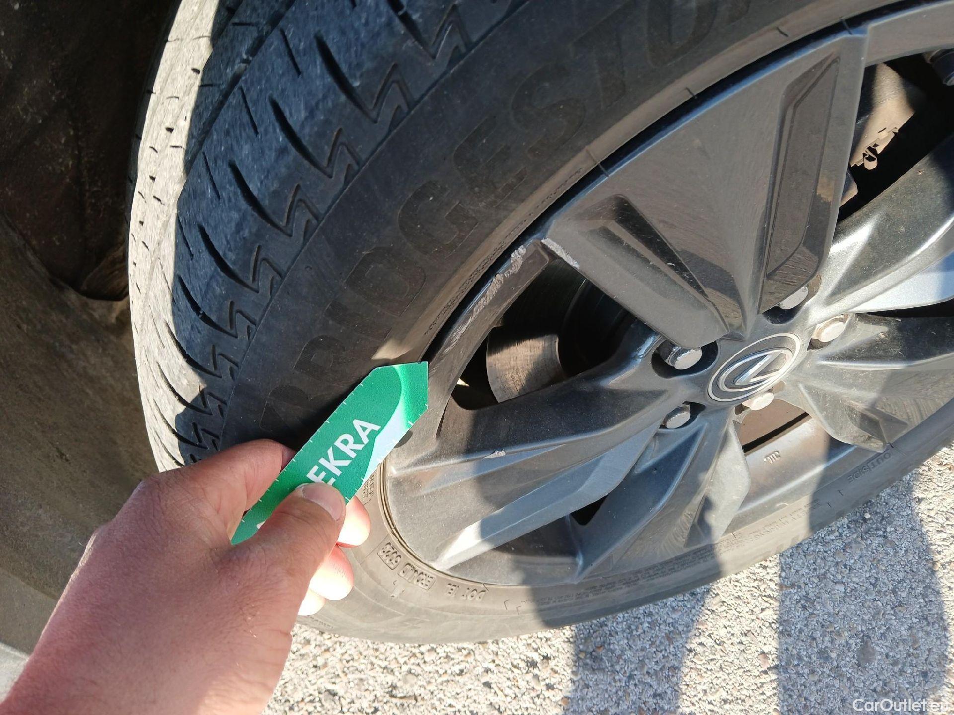  Lexus  UX LEXUS  / 2018 / 5P / todoterreno 2.0 250h Business #44