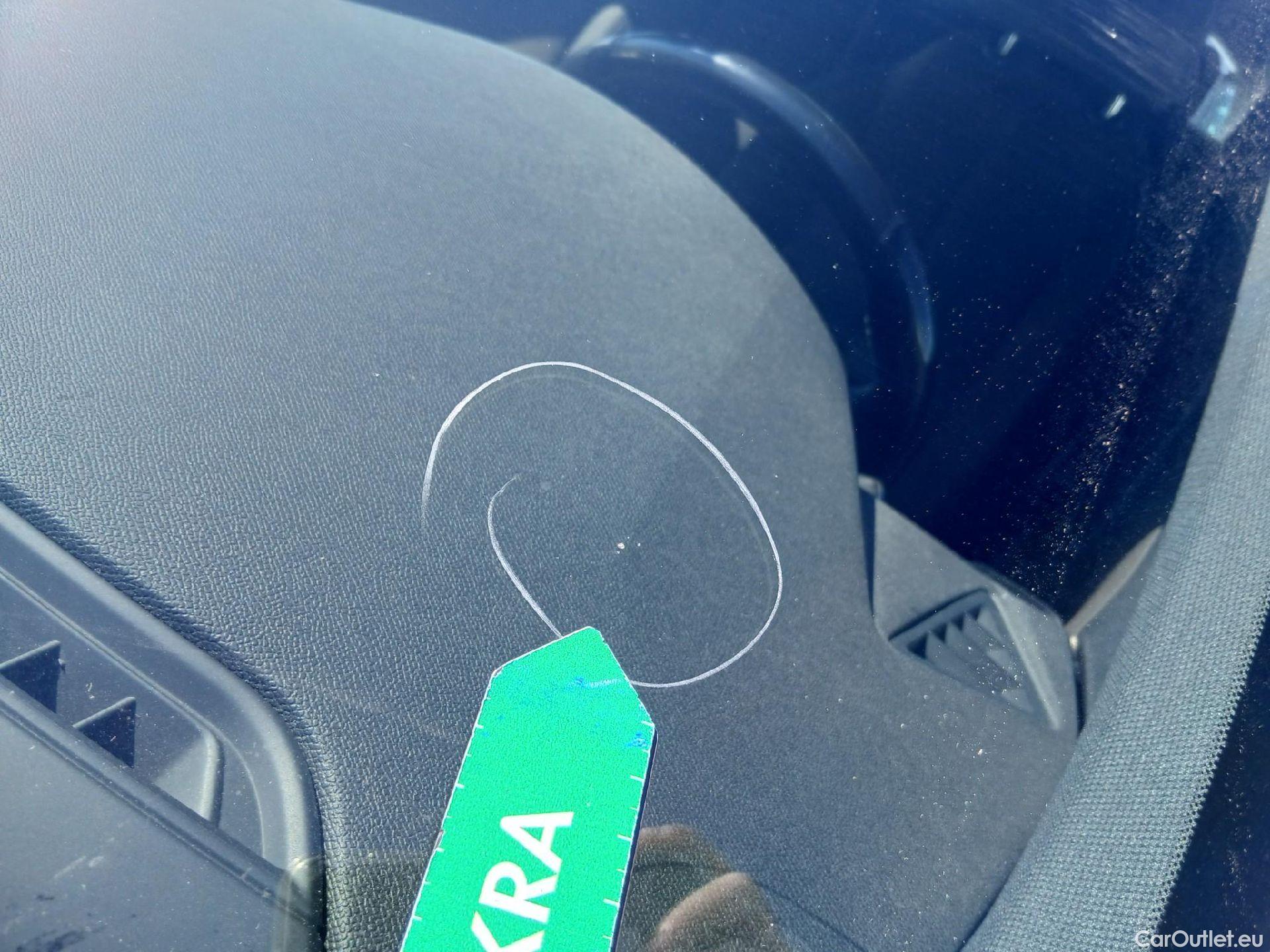  DS  DS7 DS DS 7 Crossback / 2017 / 5P / todoterreno BlueHDi DE 96kW (130CV) Auto.BE CHIC (AC) #1