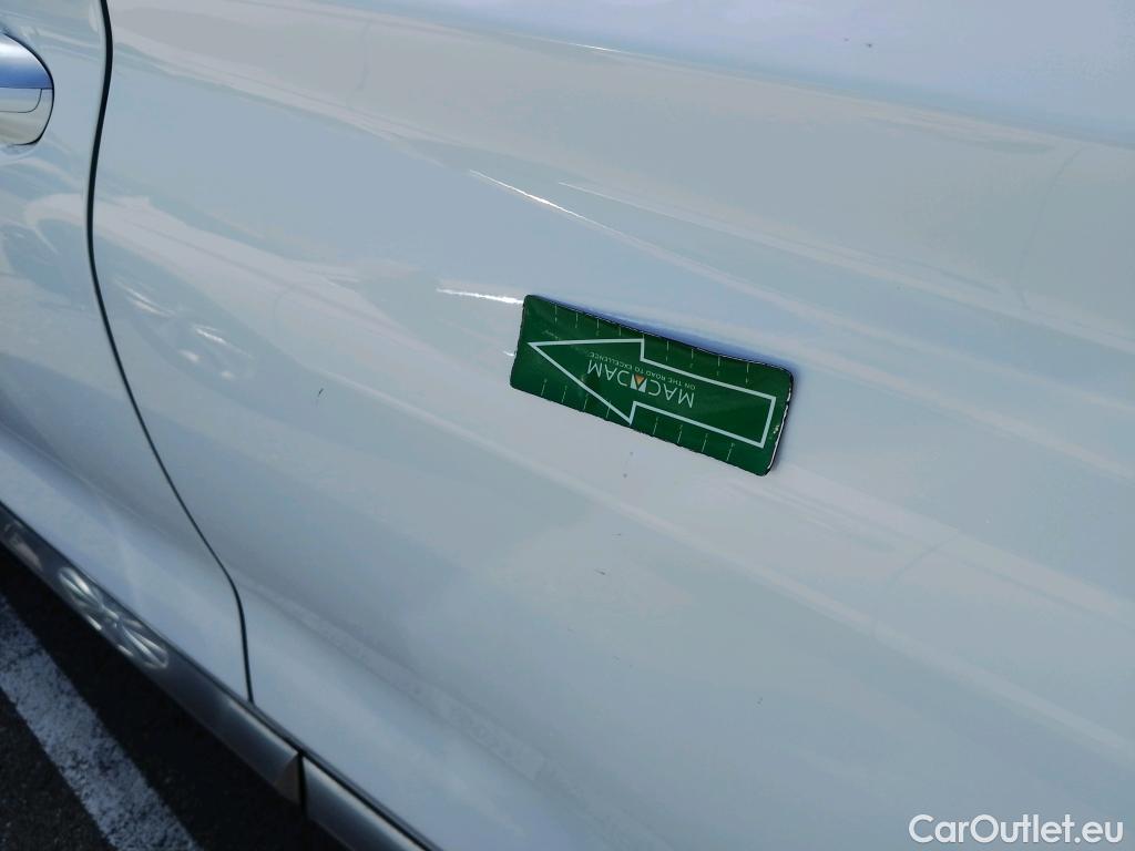  Hyundai  Santa Fe HYUNDAI  / 2018 / 5P / todoterreno 2.2 CRDi Style Auto 4x4 SR #11