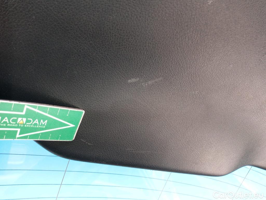  Mercedes  GLB MERCEDES-BENZ  / 2019 / 5P / todoterreno 2.0  35 4MATIC+ DCT 225KW (306CV) #34