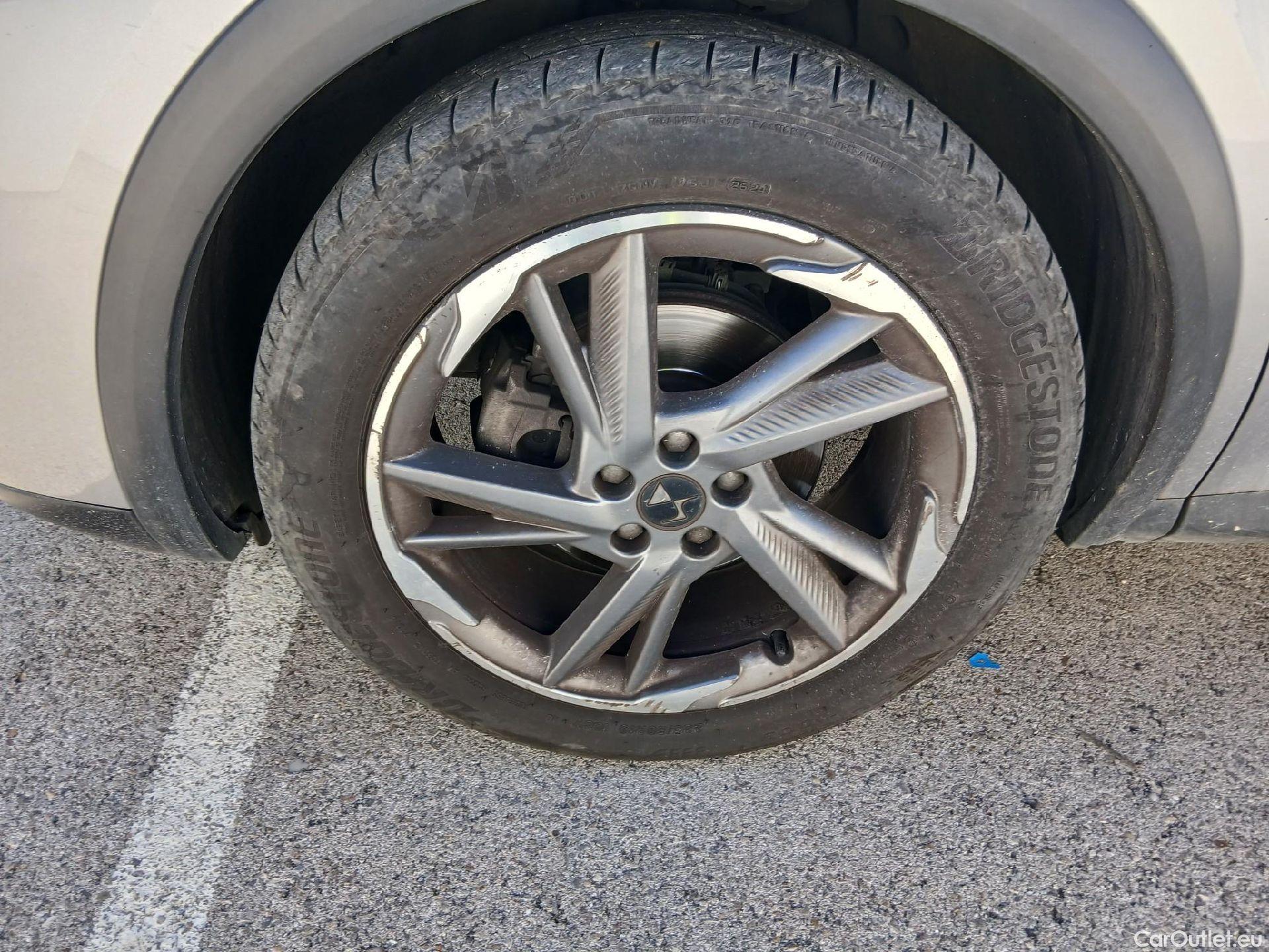  DS  DS7 DS DS 7 Crossback / 2017 / 5P / todoterreno BlueHDi DE 96kW (130CV) Auto.BE CHIC (AC) #11