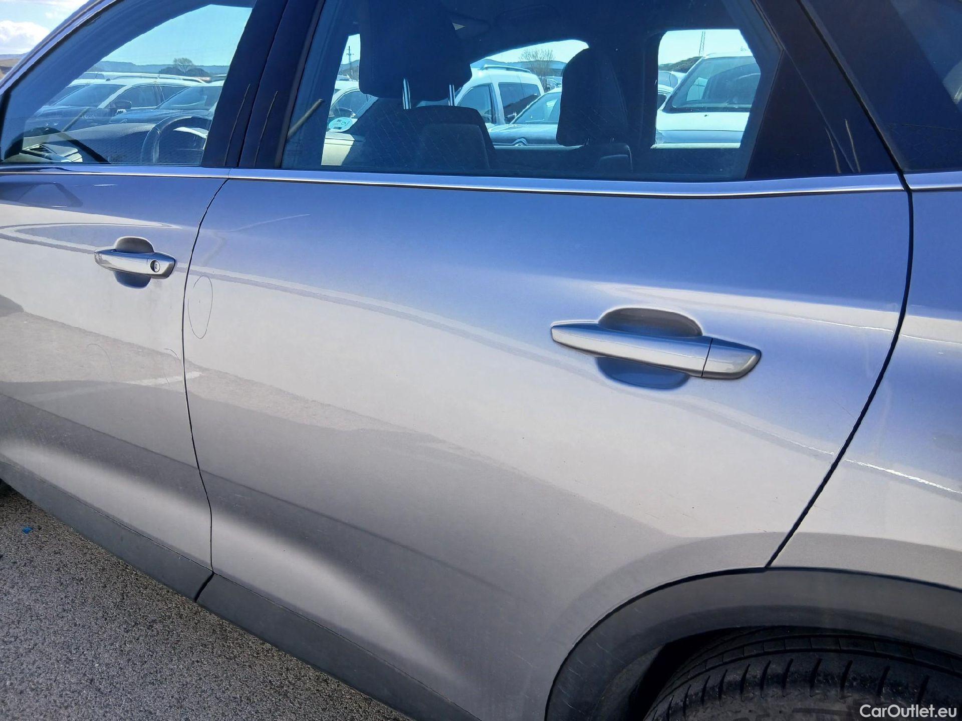  DS  DS7 DS DS 7 Crossback / 2017 / 5P / todoterreno BlueHDi DE 96kW (130CV) Auto.BE CHIC (AC) #14