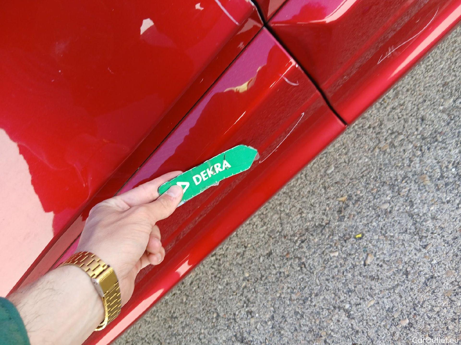  Ford  Kuga FORD  / 2019 / 5P / todoterreno ST-Line X 2.5 Duratec FHEV Auto #22