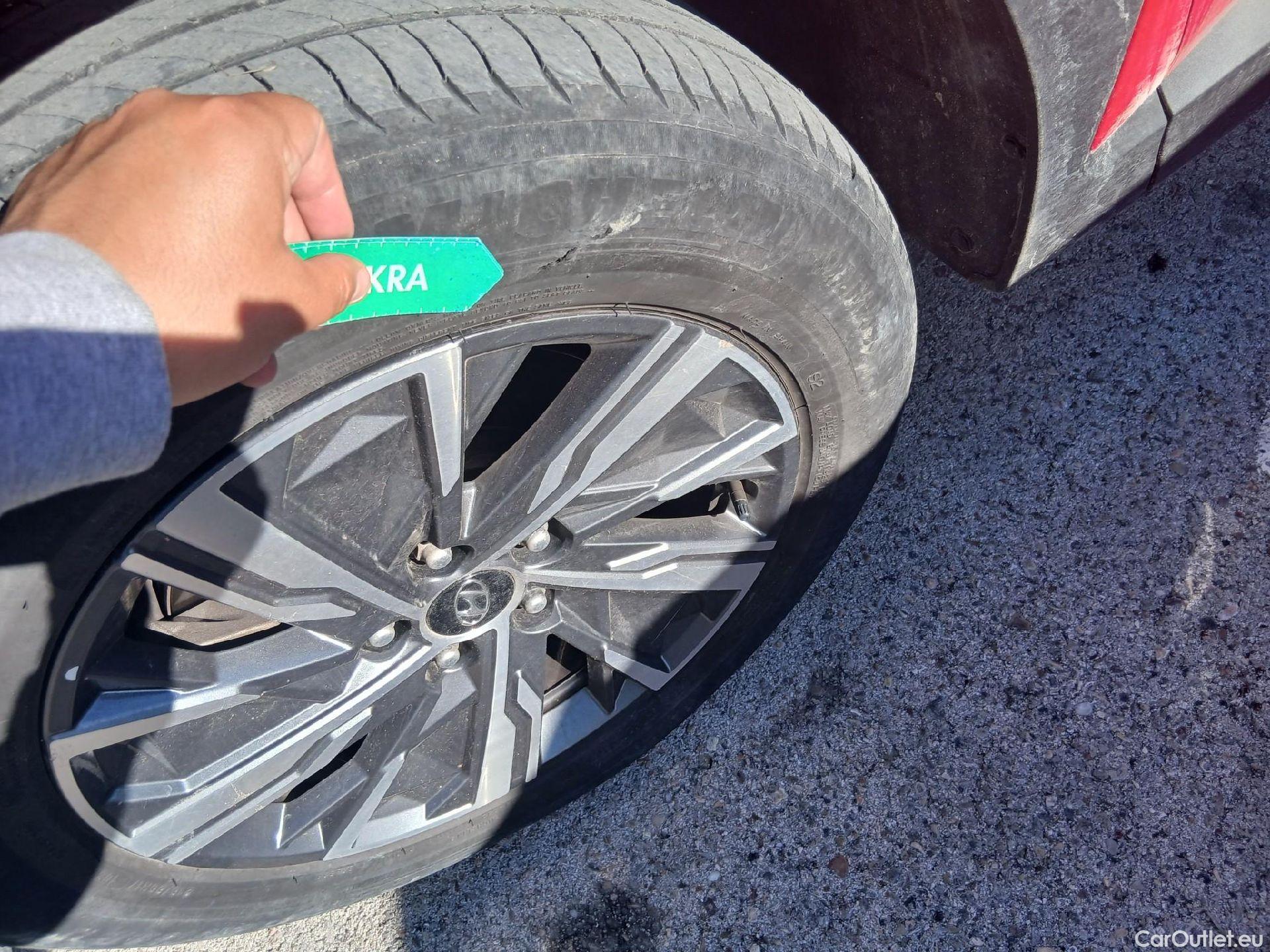  Hyundai  Tucson HYUNDAI  / 2020 / 5P / todoterreno 1.6 CRDI 85kW (115CV) Klass #14