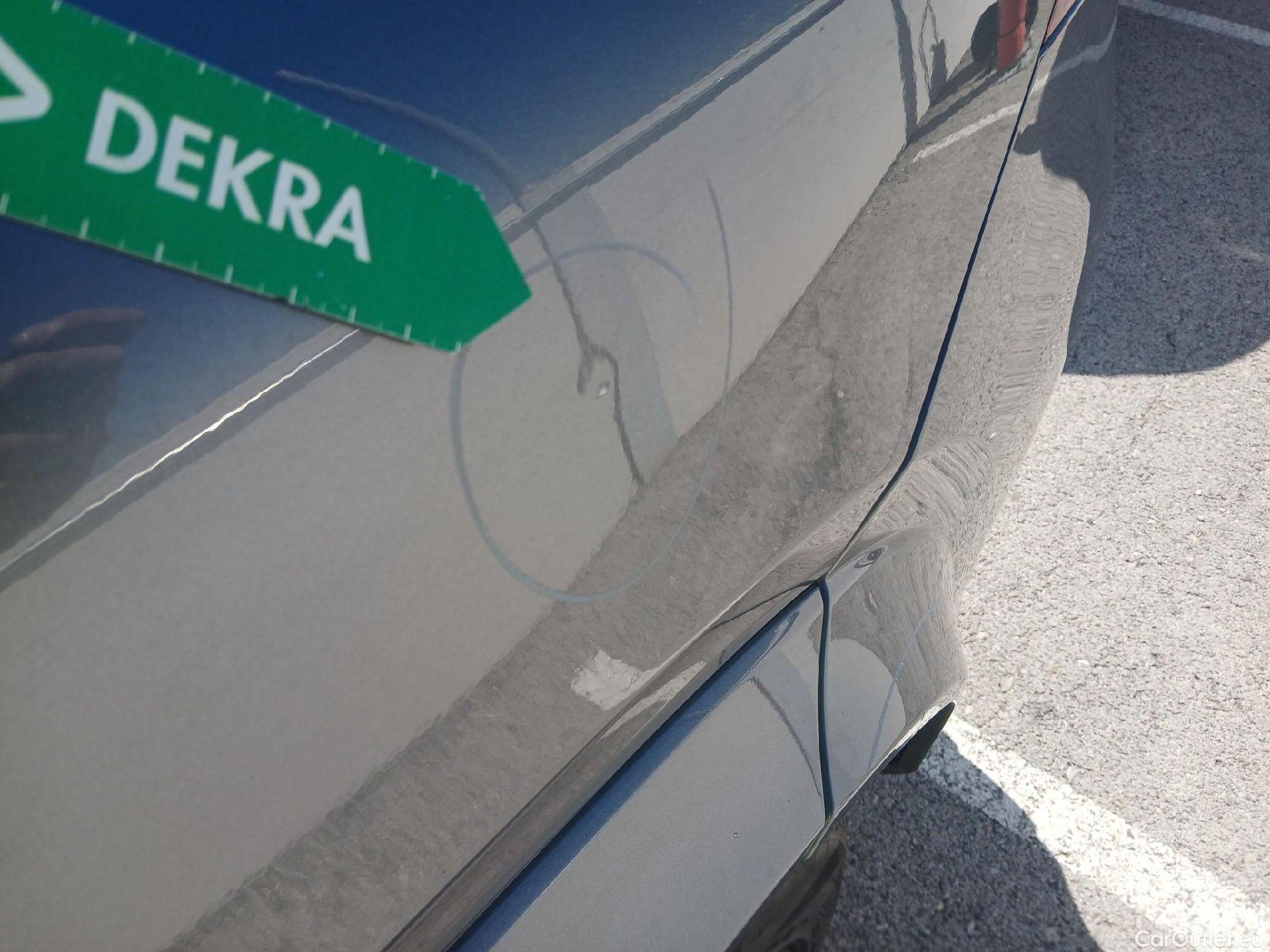  Mercedes  G-Klasee MERCEDES-BENZ GLE / 2018 / 5P / todoterreno AMG GLE 53 4MATIC+ #25