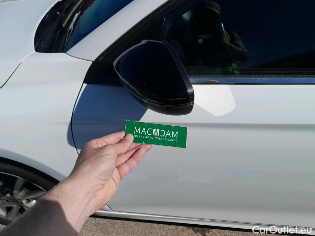  Opel  Corsa OPEL  1.2T XHL 74kW (100CV) Elegance #33