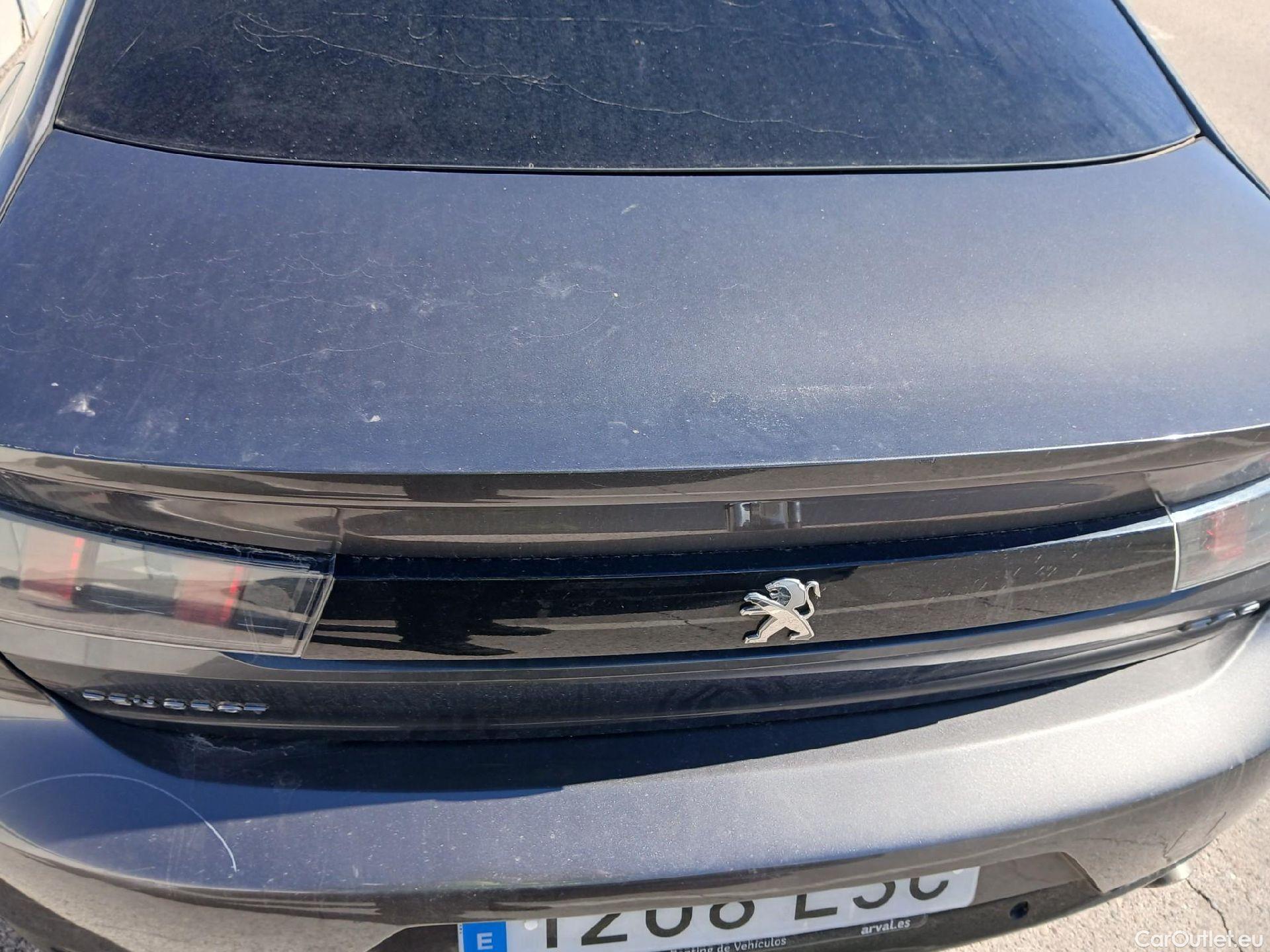  Peugeot  508 PEUGEOT  Hybrid / 2018 / 5P / berlina con portón 5P Allure HYBRID 225 e-EAT8 #21