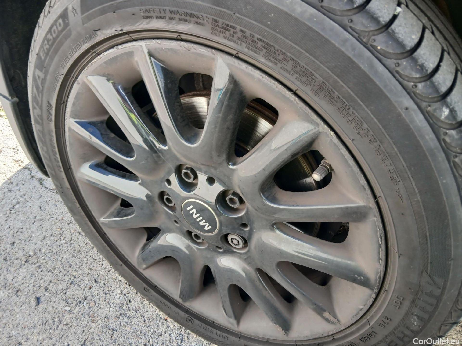  Mini  Cooper MINI MINI / 2014 / 5P / berlina con portón ONE 5 PUERTAS (CX) #11