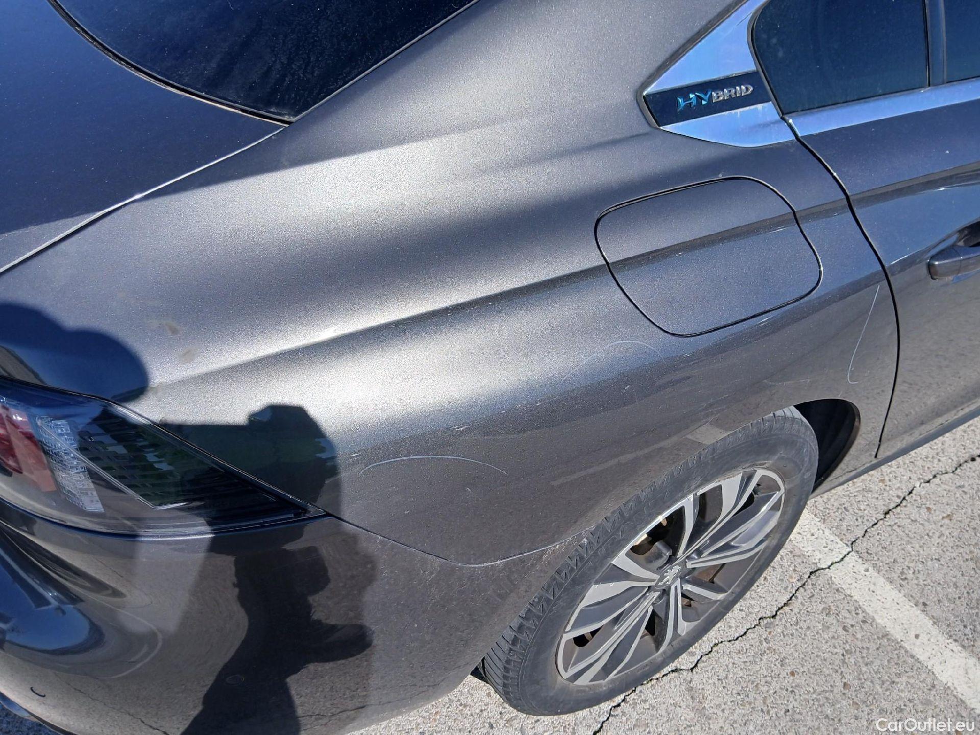  Peugeot  508 PEUGEOT  Hybrid / 2018 / 5P / berlina con portón 5P Allure HYBRID 225 e-EAT8 #25