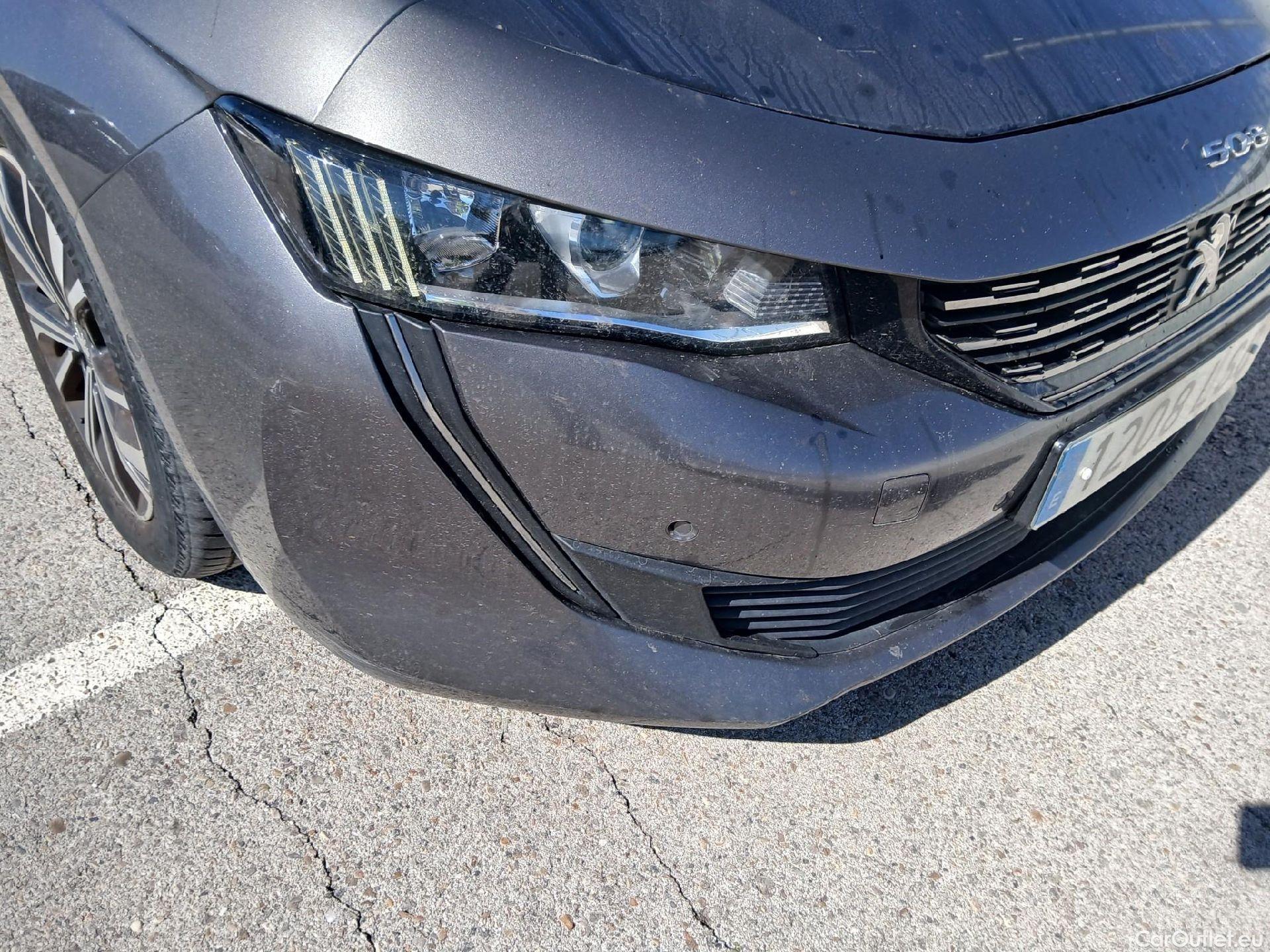  Peugeot  508 PEUGEOT  Hybrid / 2018 / 5P / berlina con portón 5P Allure HYBRID 225 e-EAT8 #6