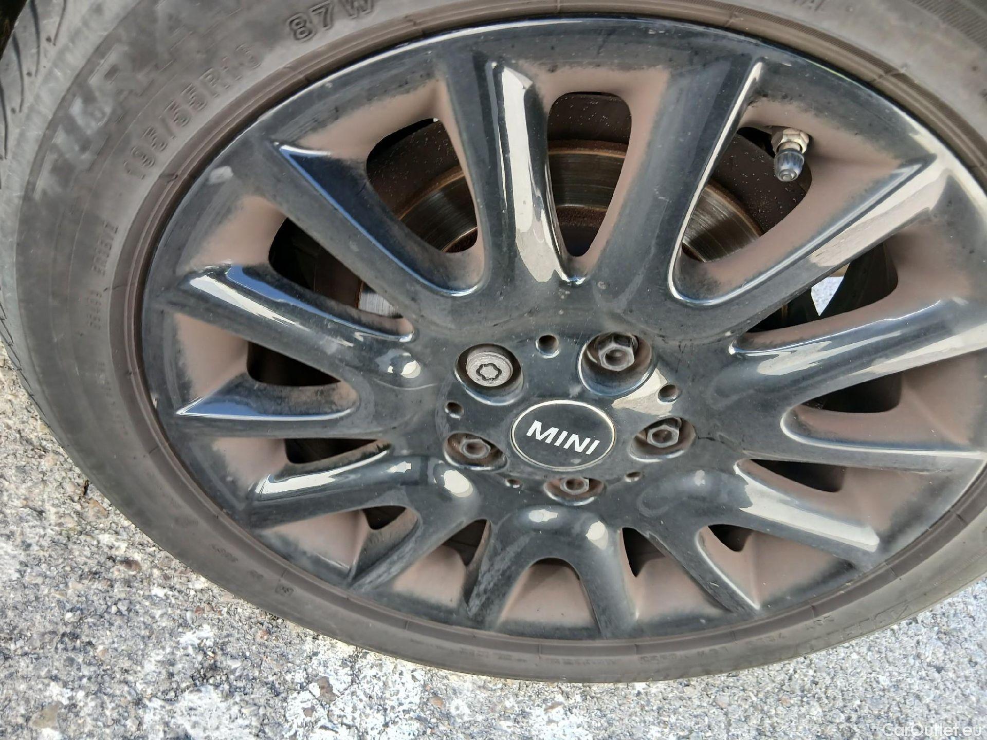  Mini  Cooper MINI MINI / 2014 / 5P / berlina con portón ONE 5 PUERTAS (CX) #14