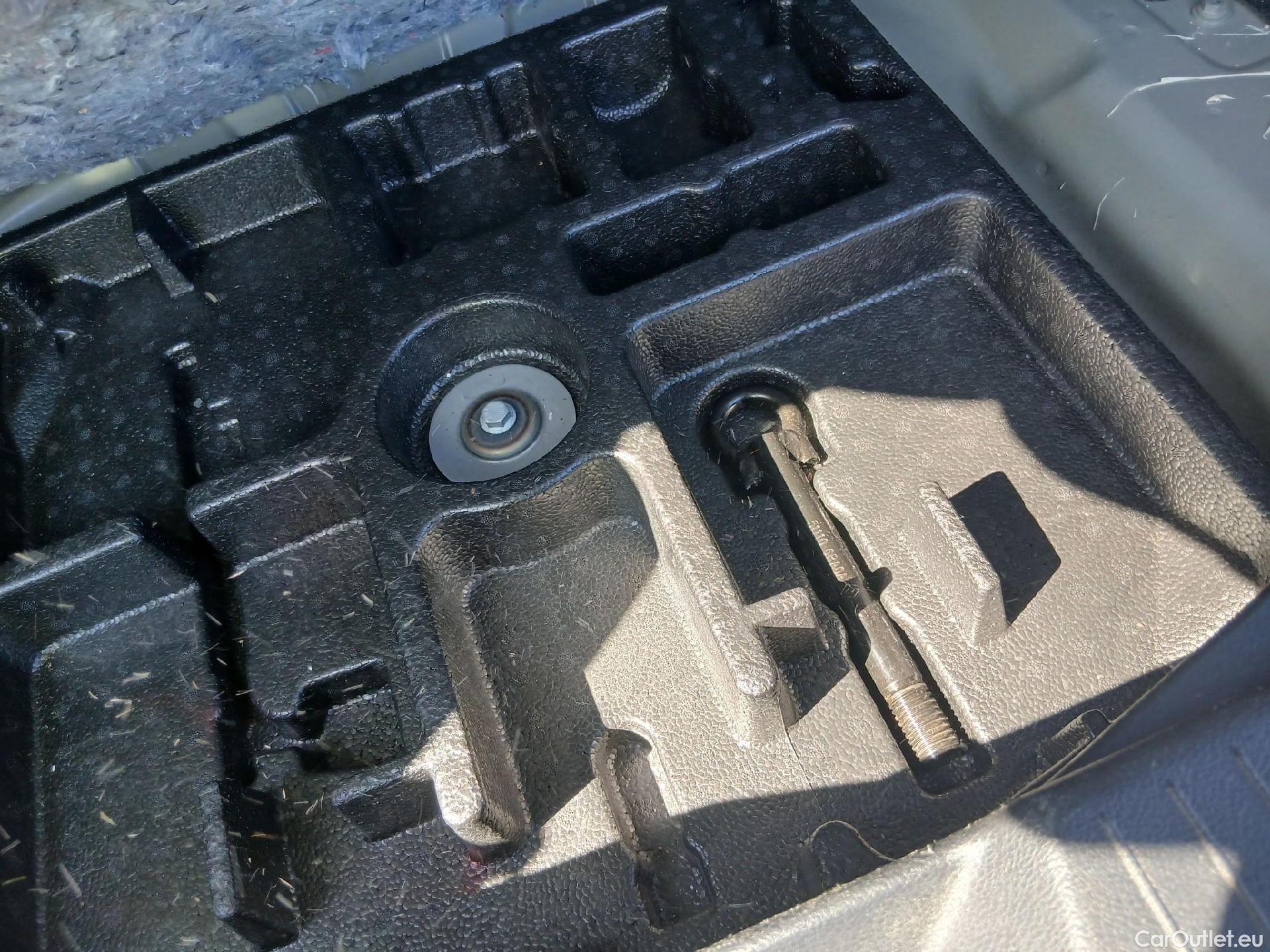  Nissan  Qashqai NISSAN  / 2021 / 5P / todoterreno DIG-T 116kW (158CV) mHEV Xtronic Acenta (AC) #1