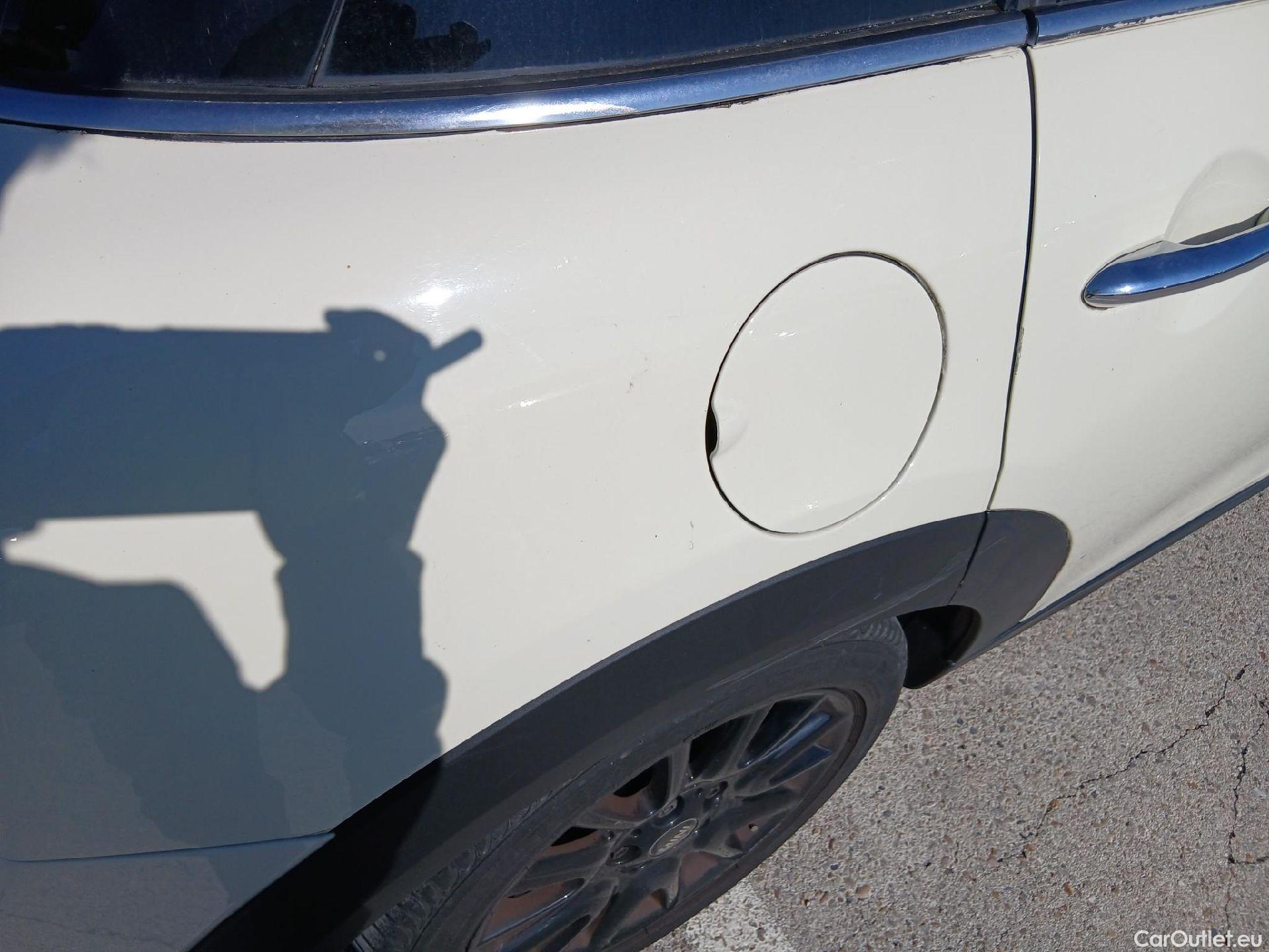  Mini  Cooper MINI MINI / 2014 / 5P / berlina con portón ONE 5 PUERTAS (CX) #37