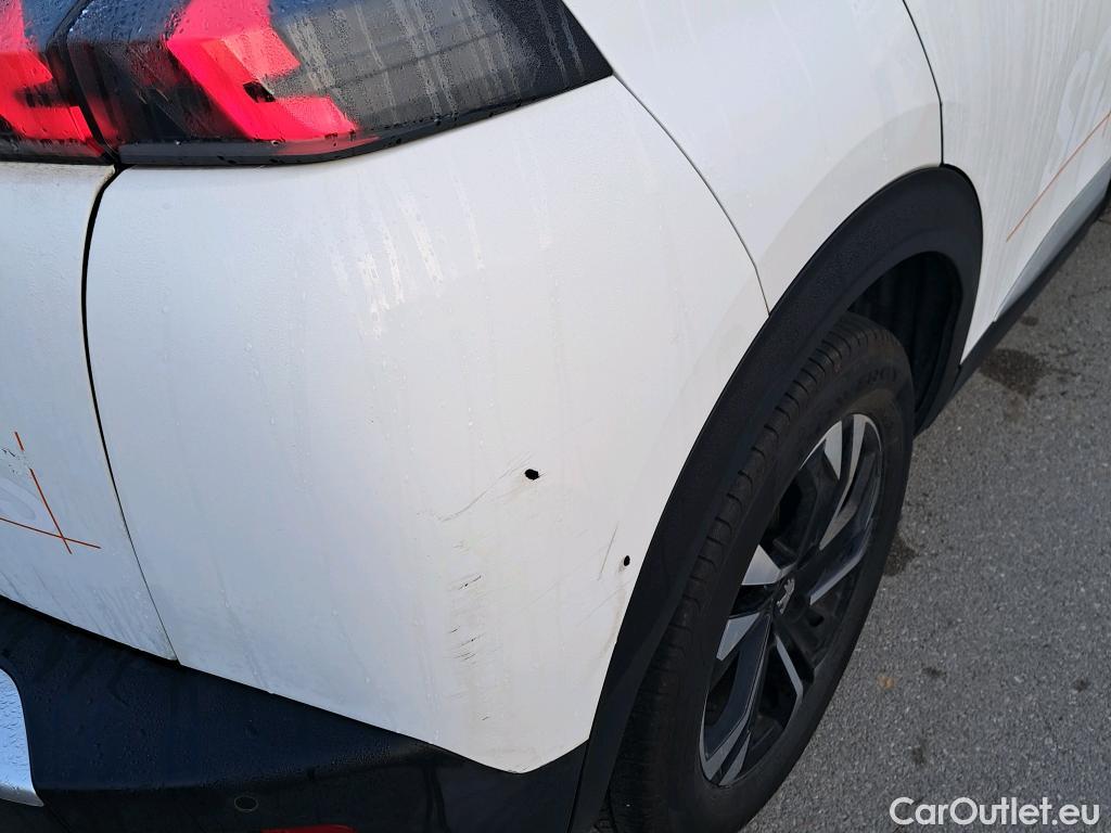  Peugeot  2008 PEUGEOT  / 2019 / 5P / todoterreno Allure BlueHDI 81kW (110CV) #5