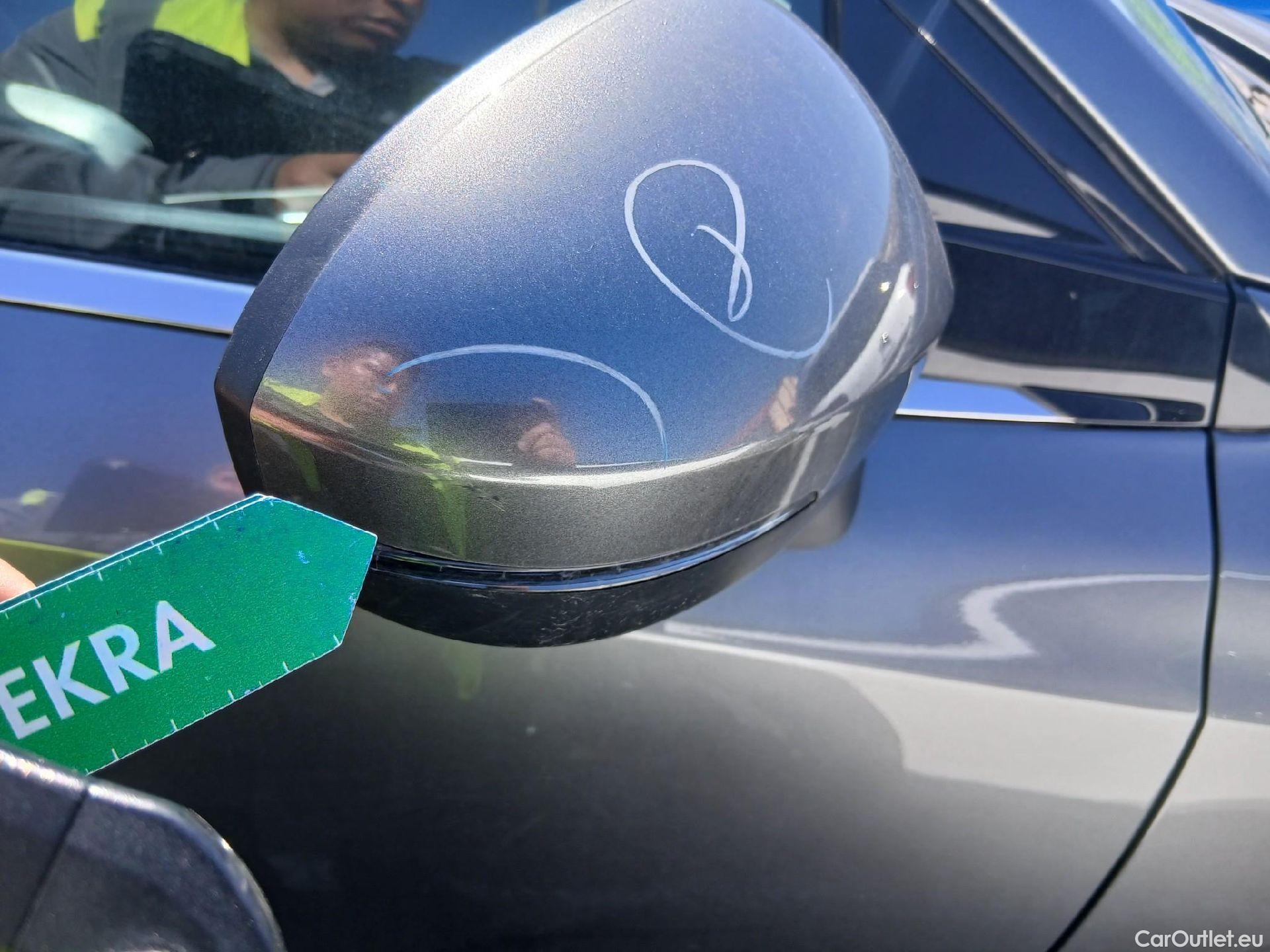  Nissan  Qashqai NISSAN  / 2021 / 5P / todoterreno DIG-T 116kW (158CV) mHEV Xtronic Acenta (AC) #20