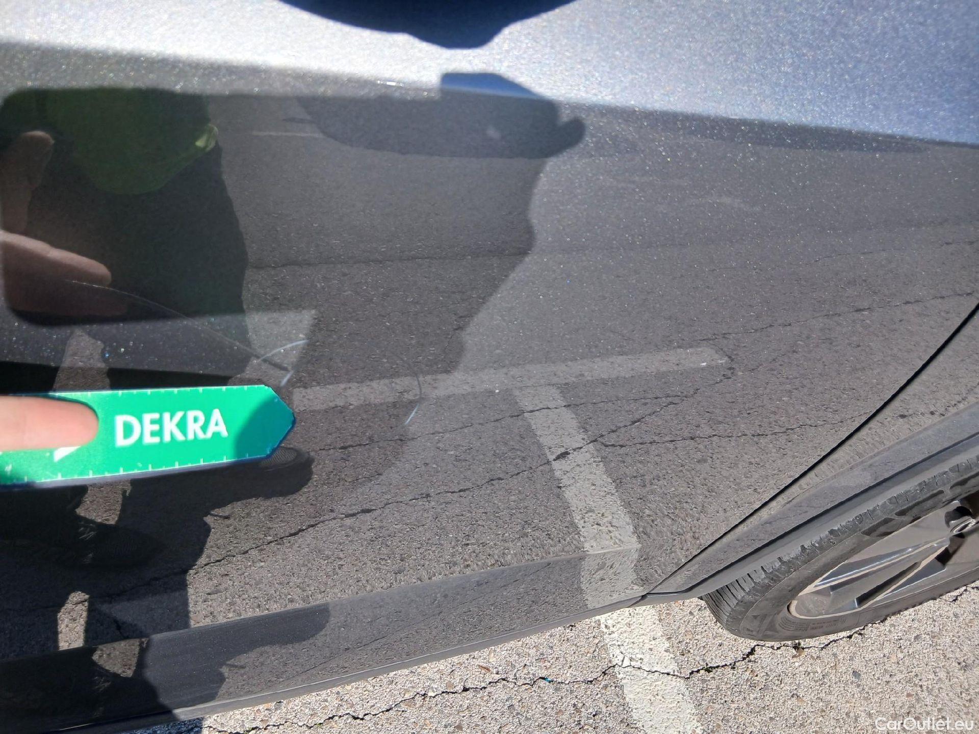  Nissan  Qashqai NISSAN  / 2021 / 5P / todoterreno DIG-T 116kW mHEV Xtronic Tekna #29