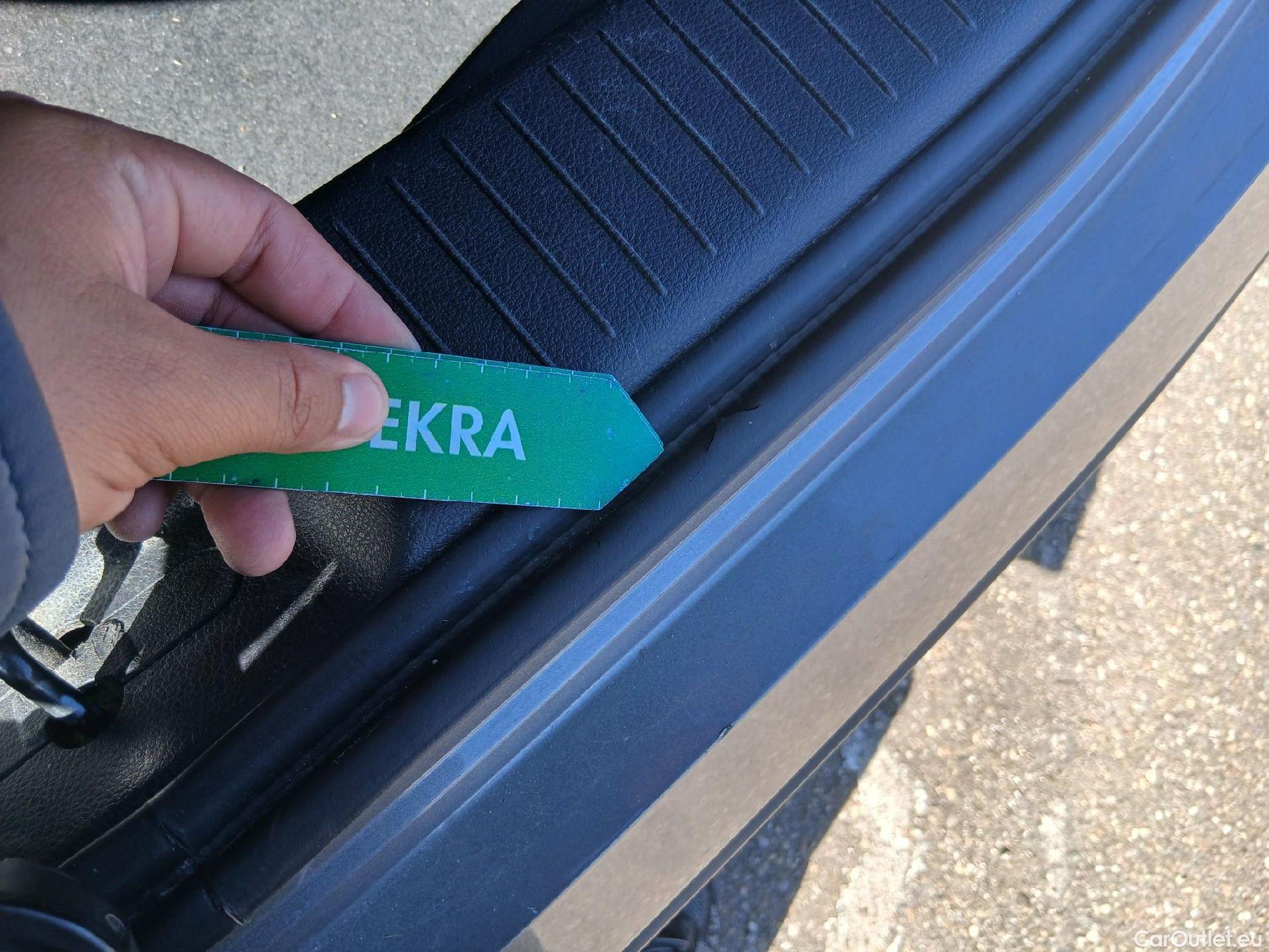  Nissan  Qashqai NISSAN  / 2021 / 5P / todoterreno DIG-T 116kW (158CV) mHEV Xtronic Acenta (AC) #2