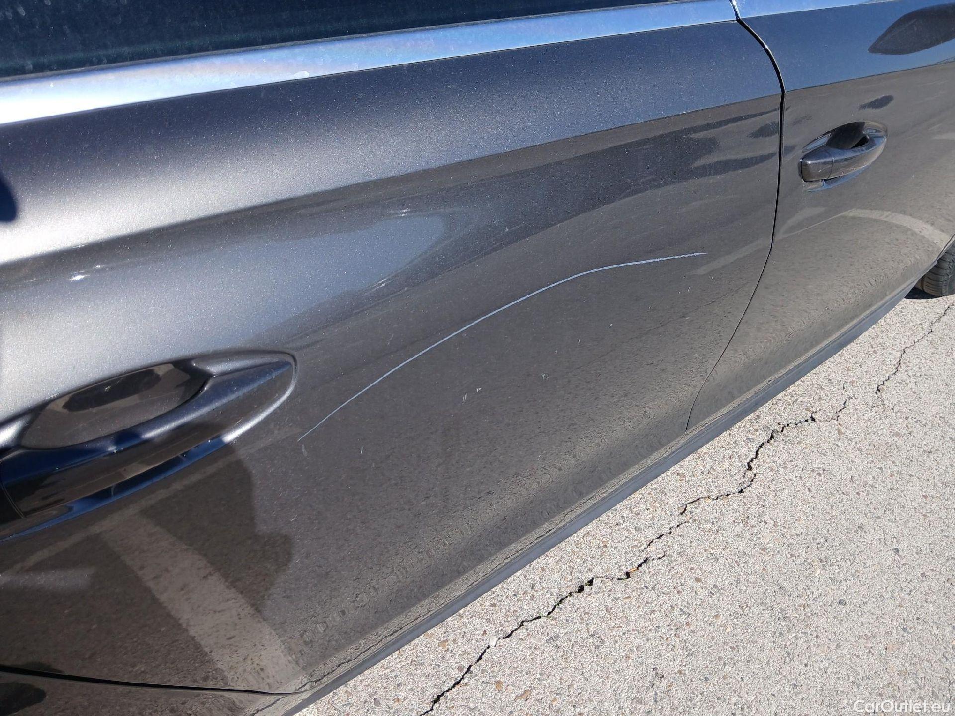  Peugeot  508 PEUGEOT  Hybrid / 2018 / 5P / berlina con portón 5P Allure HYBRID 225 e-EAT8 #28