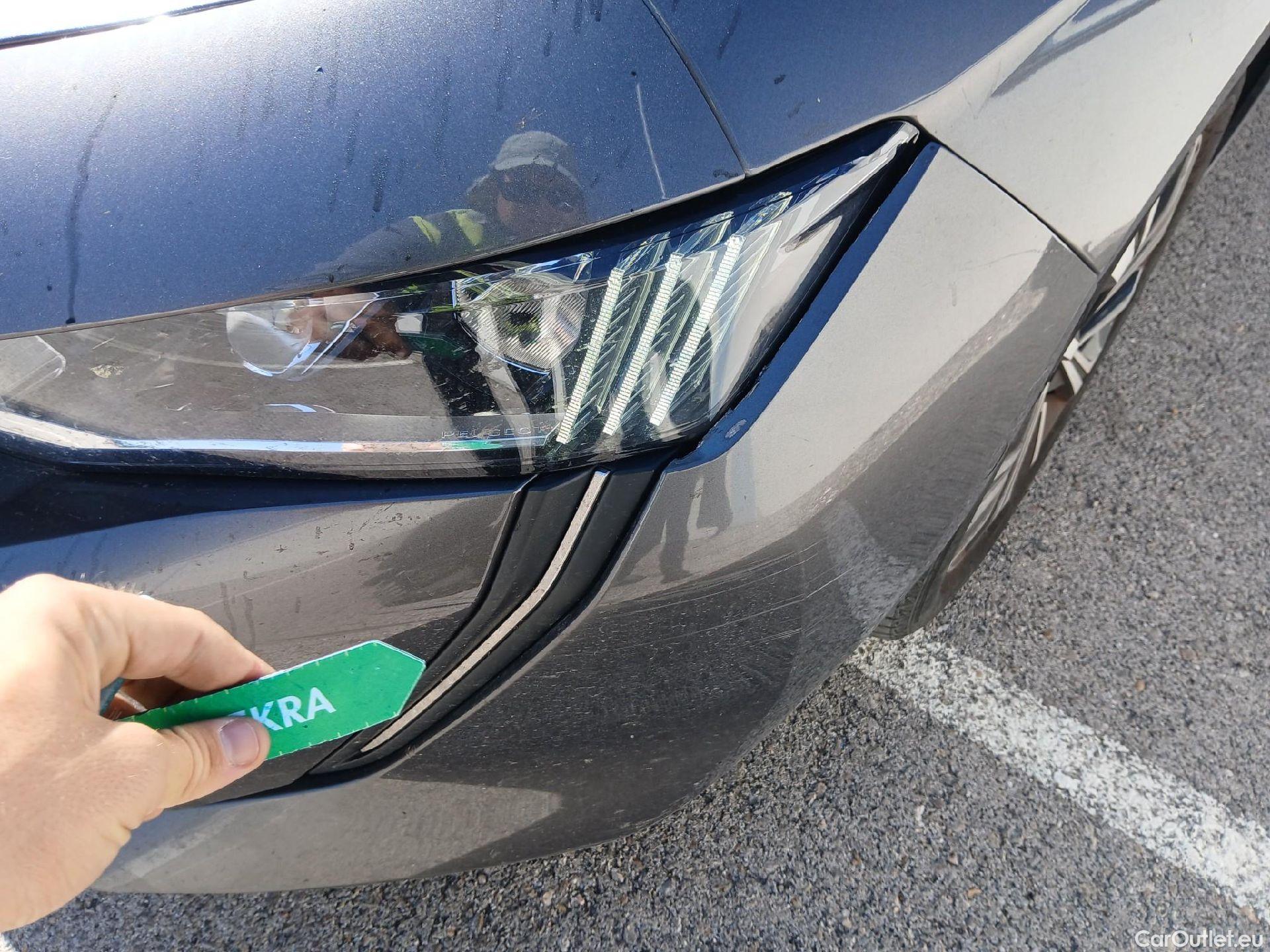  Peugeot  508 PEUGEOT  Hybrid / 2018 / 5P / berlina con portón 5P Allure HYBRID 225 e-EAT8 #5