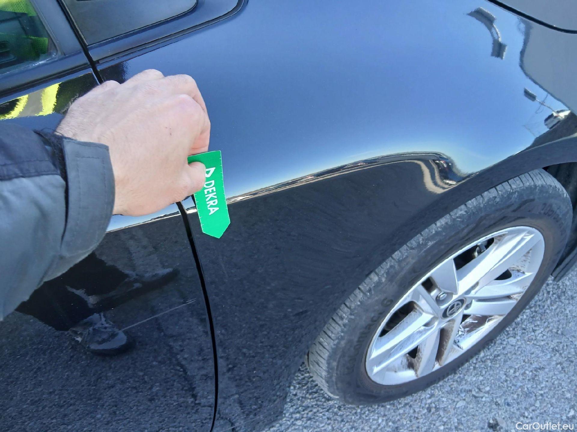  Toyota  Corolla TOYOTA  1.8 125H ACTIVE TECH E-CVT #28