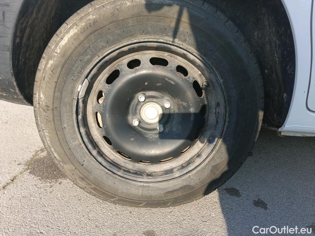  Citroen  Berlingo CITROEN  / 2015 / 4P / furgón derivado de turismo Electric Club #37