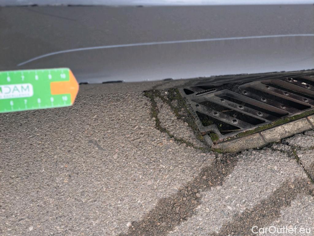  Volkswagen  T-ROC VOLKSWAGEN  / 2021 / 5P / todoterreno R-Line 1.5 TSI 110kW (150CV) DSG #51