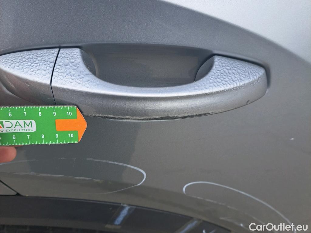  Volkswagen  T-ROC VOLKSWAGEN  / 2021 / 5P / todoterreno R-Line 1.5 TSI 110kW (150CV) DSG #69